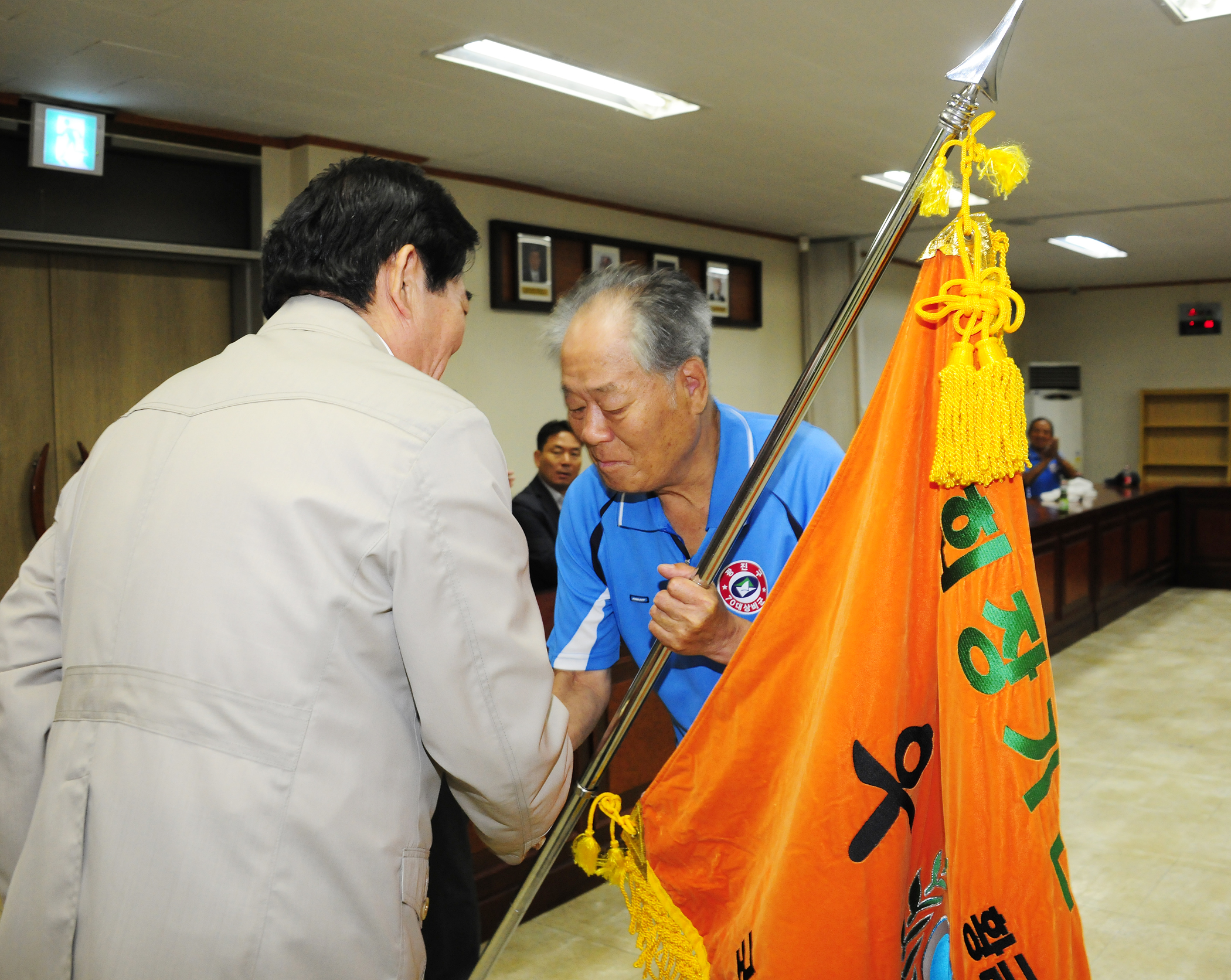 20110725-축구연합회 대회우승관련 관계자 면담 38907.JPG