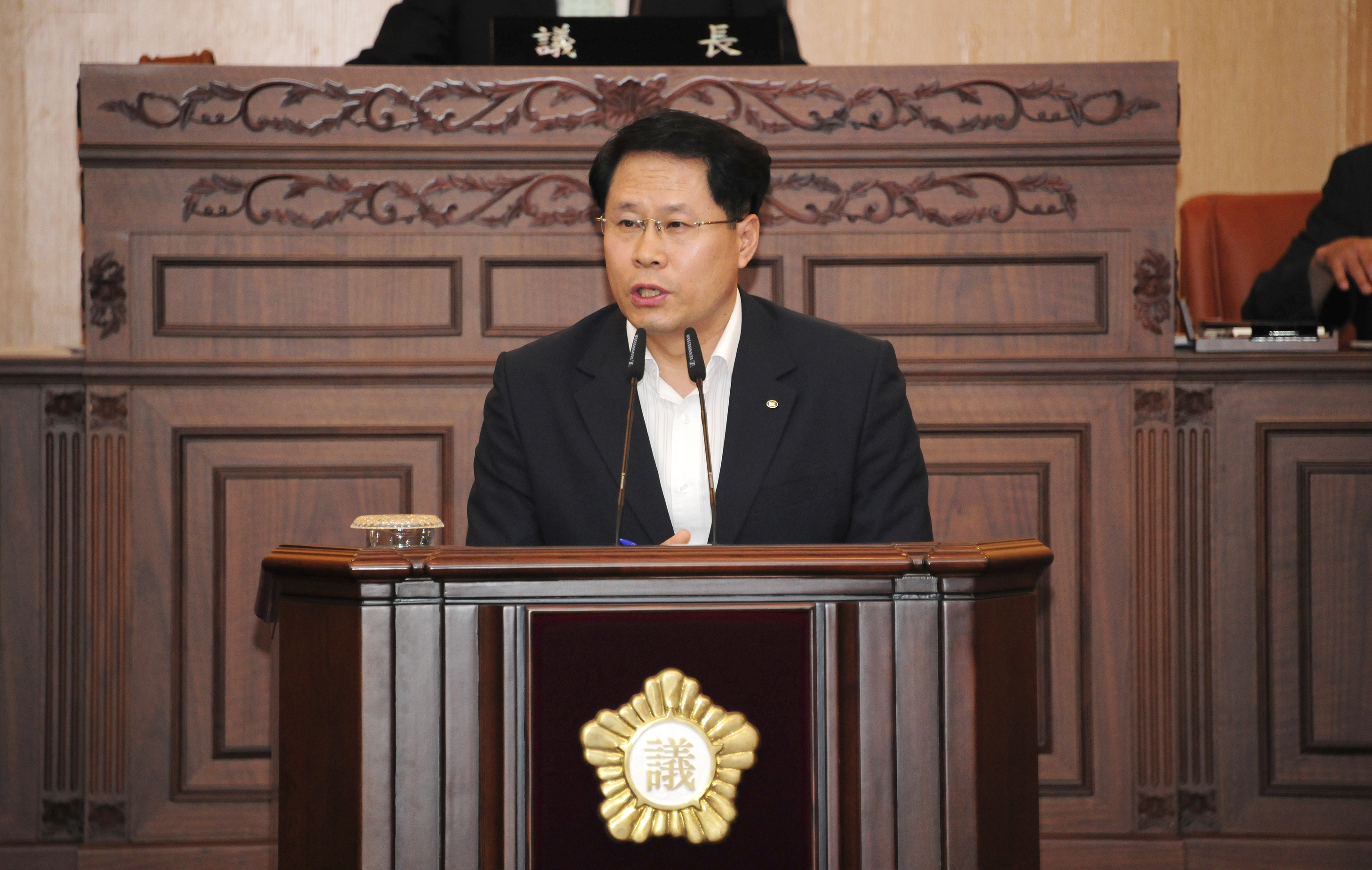 20110629-제150회 구의회 제3차 본회의 - 구정질문에 대한 답변 36913.JPG