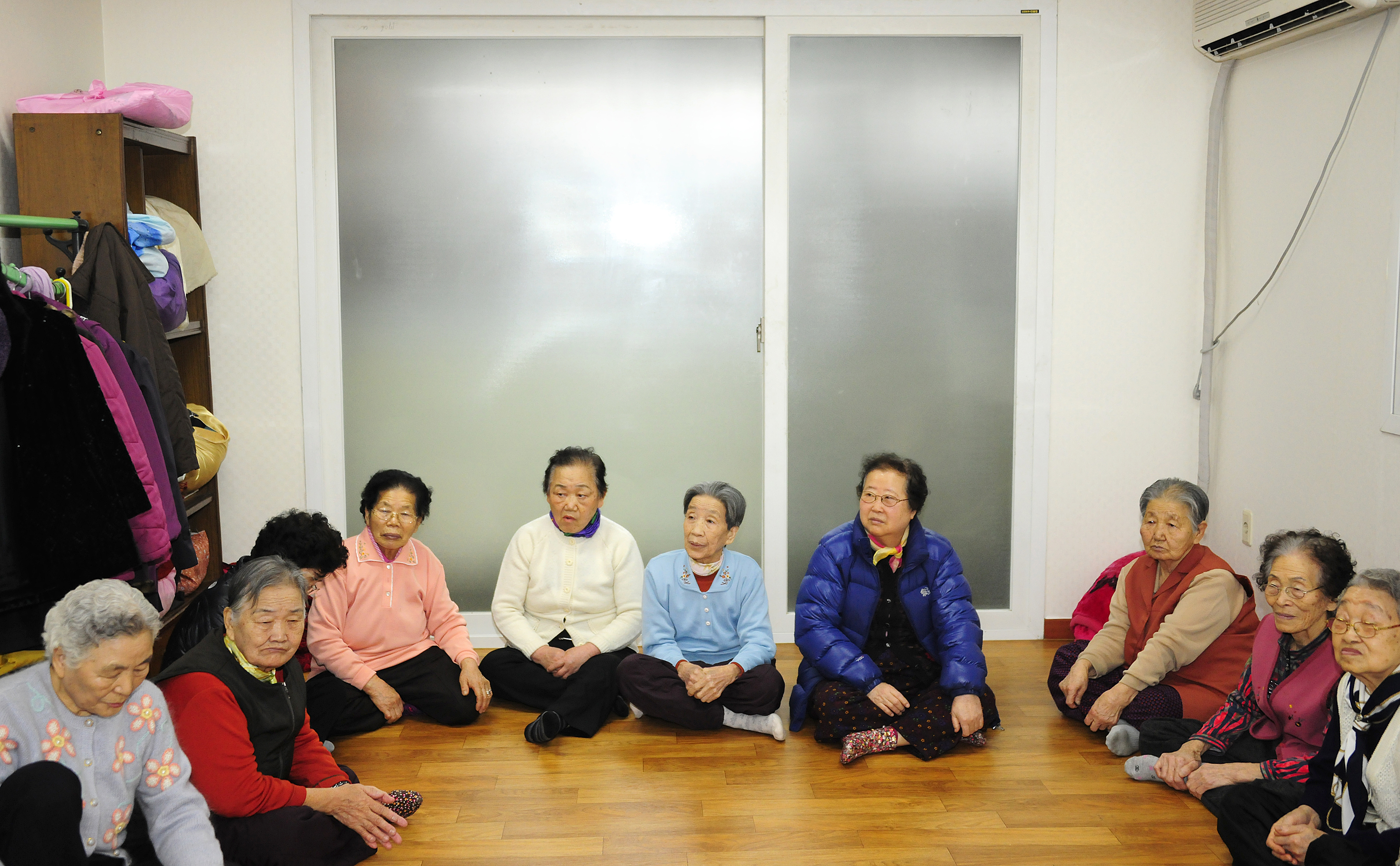 20120120-2012년 설맞이 경로단 방문 48786.JPG