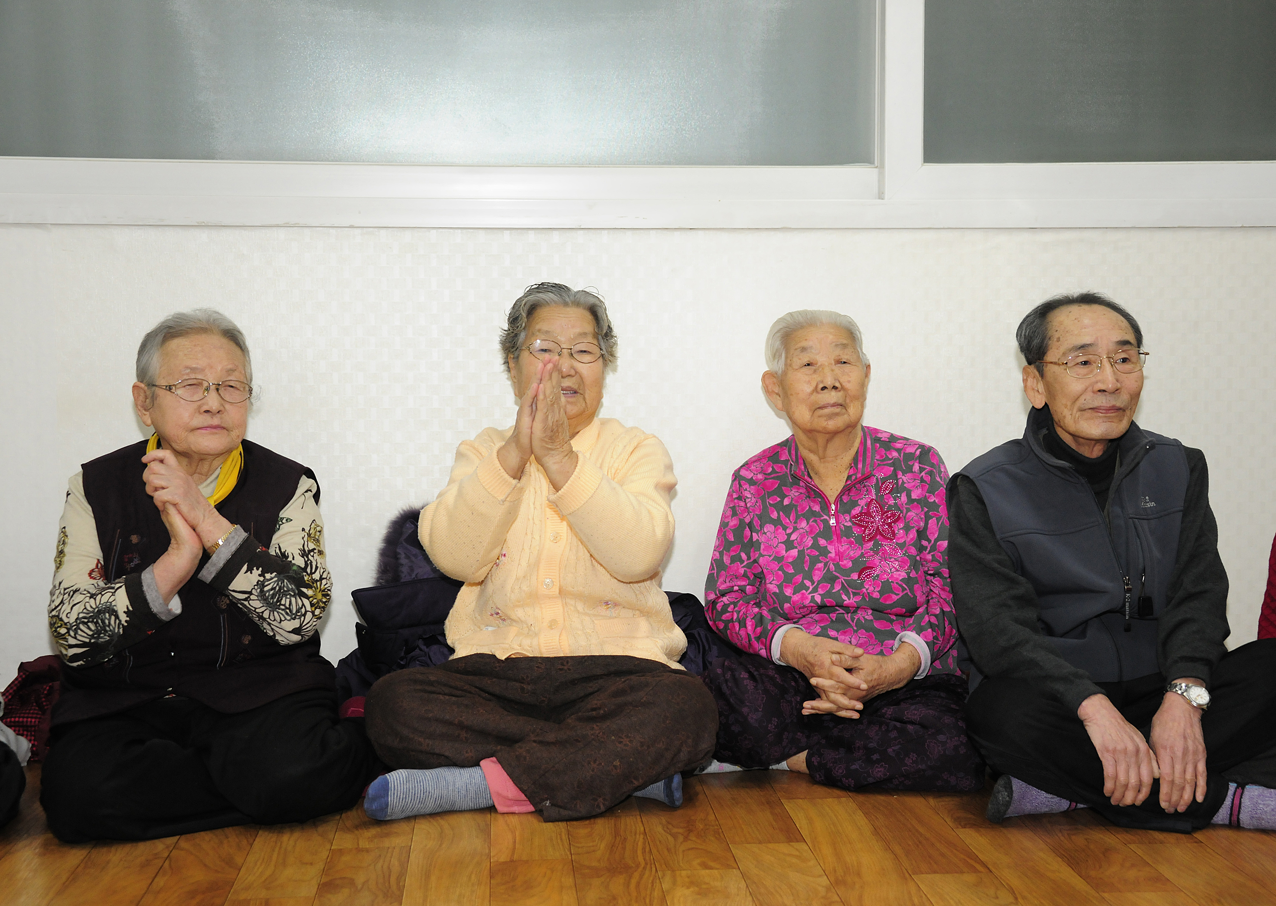 20120120-2012년 설맞이 경로단 방문 48797.JPG