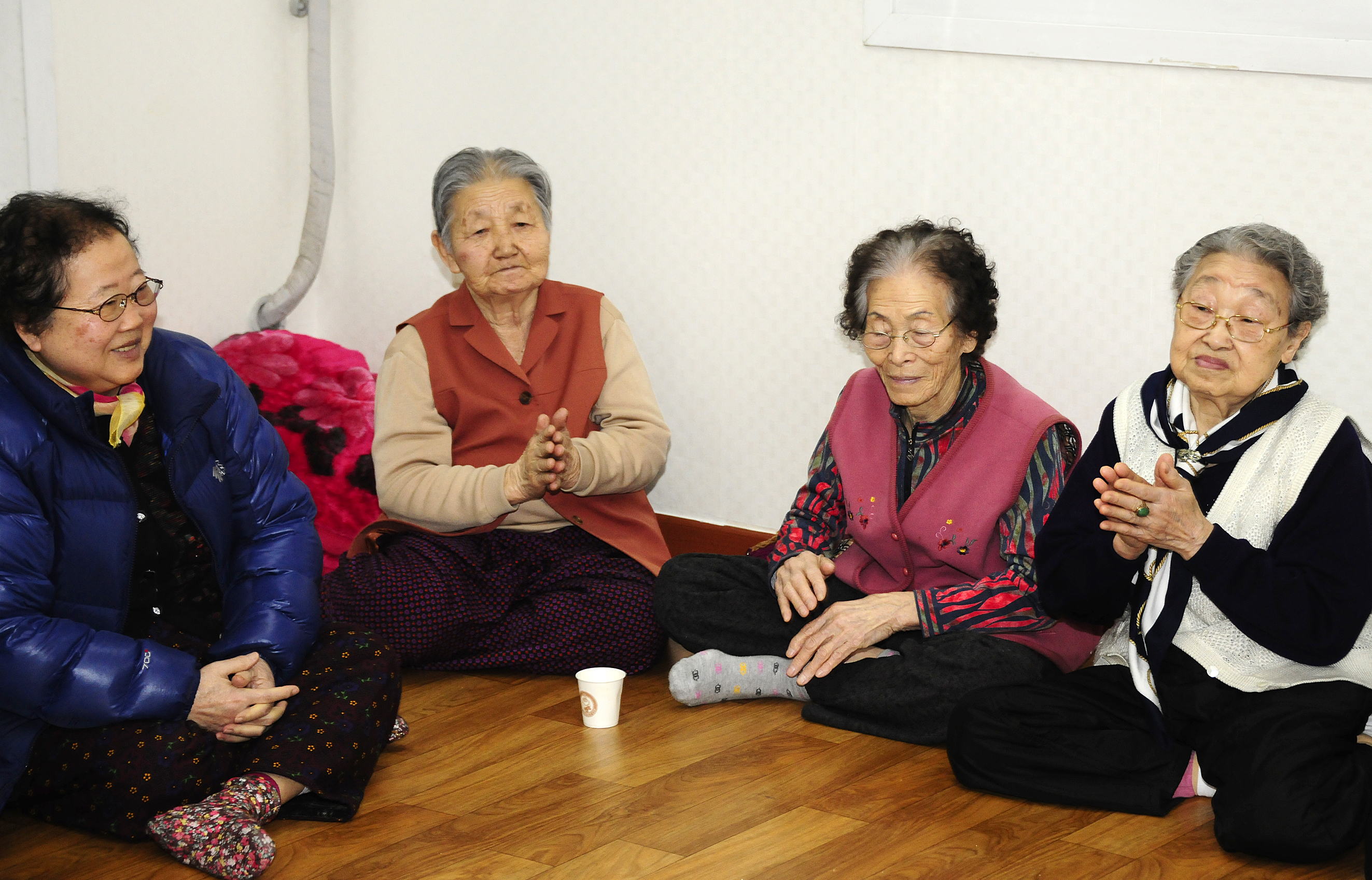 20120120-2012년 설맞이 경로단 방문 48800.JPG