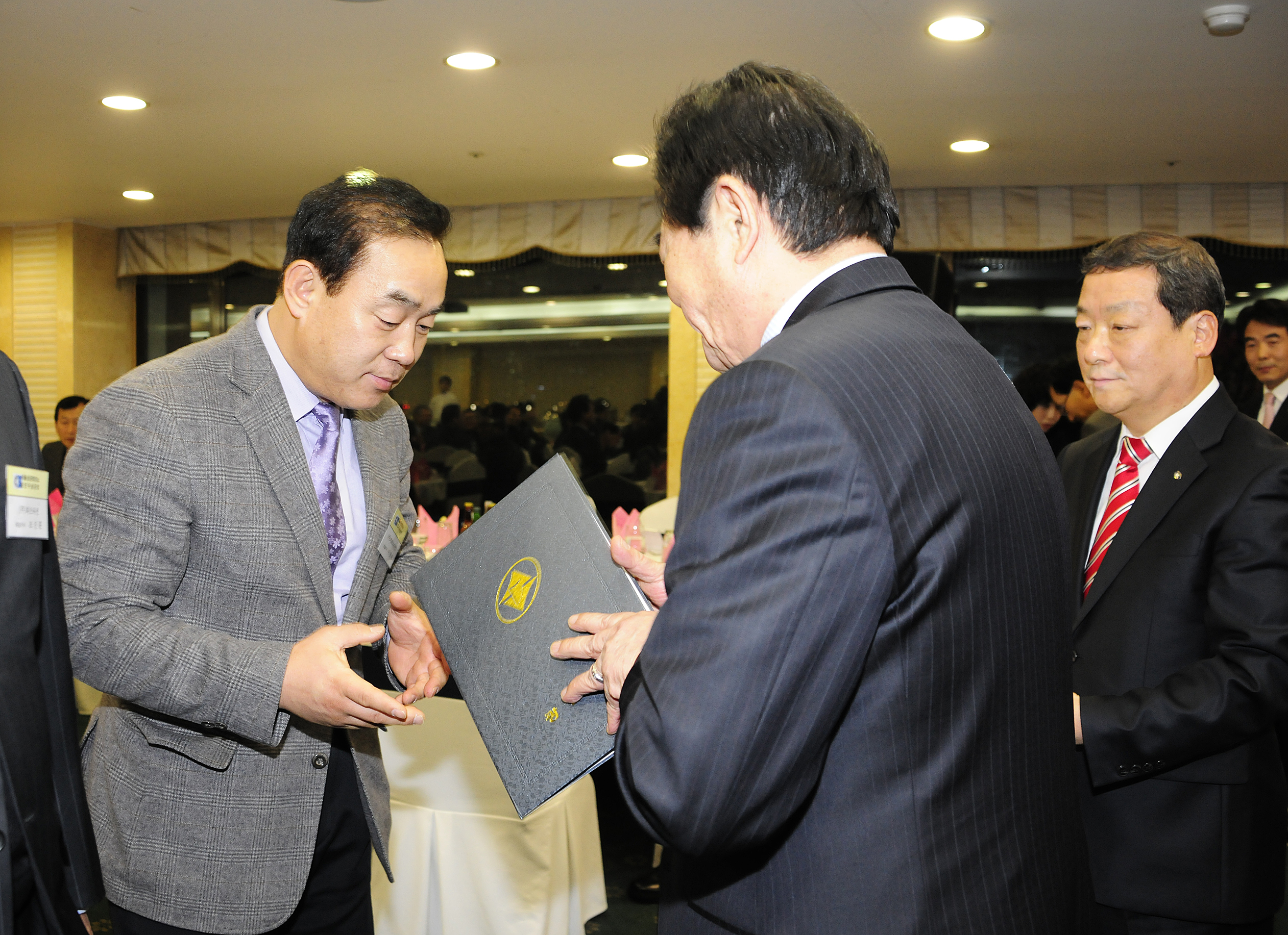 20120117-광진구 상공회 정기총회 및 제4대회장 취임식 48529.JPG