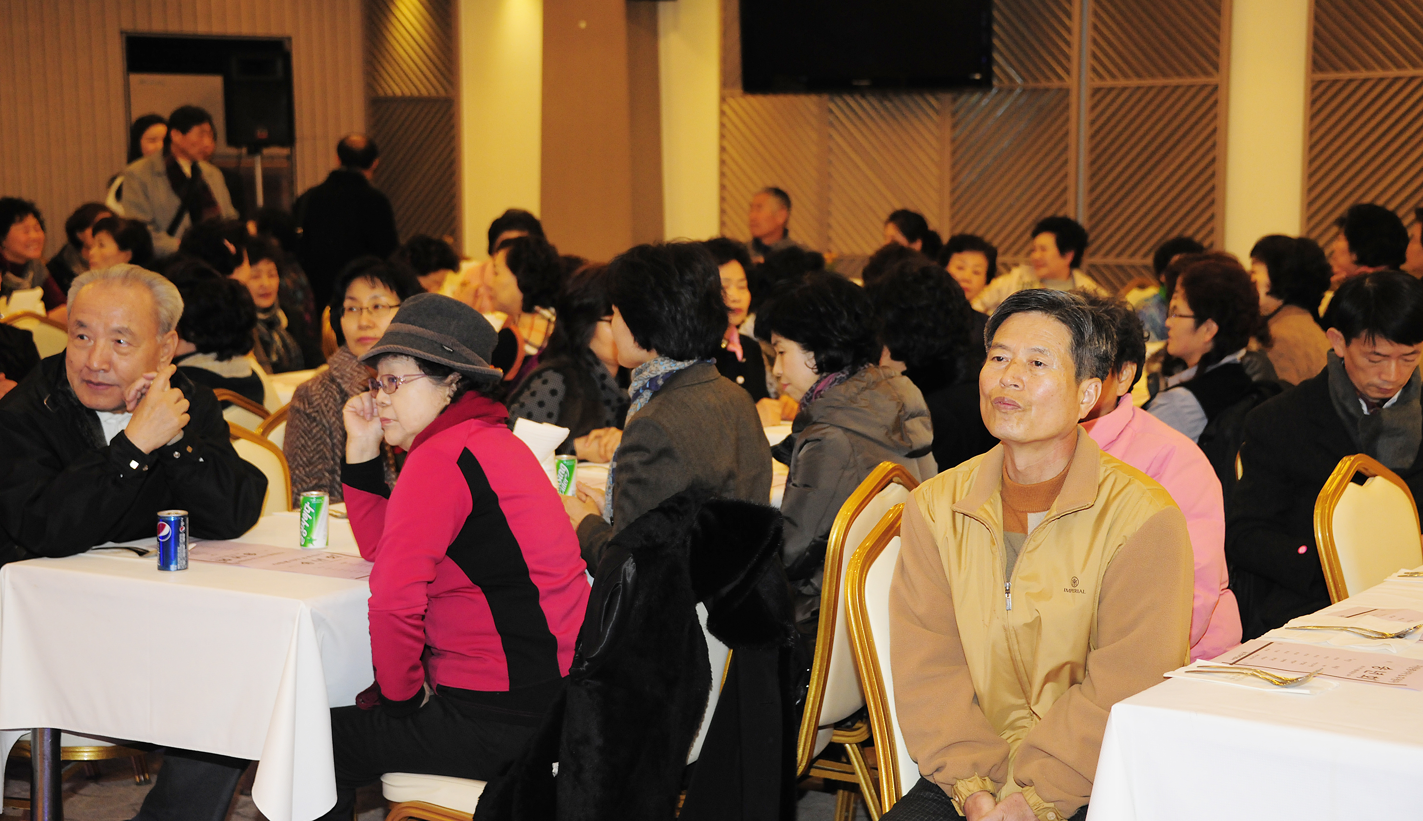 20111202-제8회 따뜻한 사람들과 함께하는 자원봉사자 후원자 송년회 44153.JPG