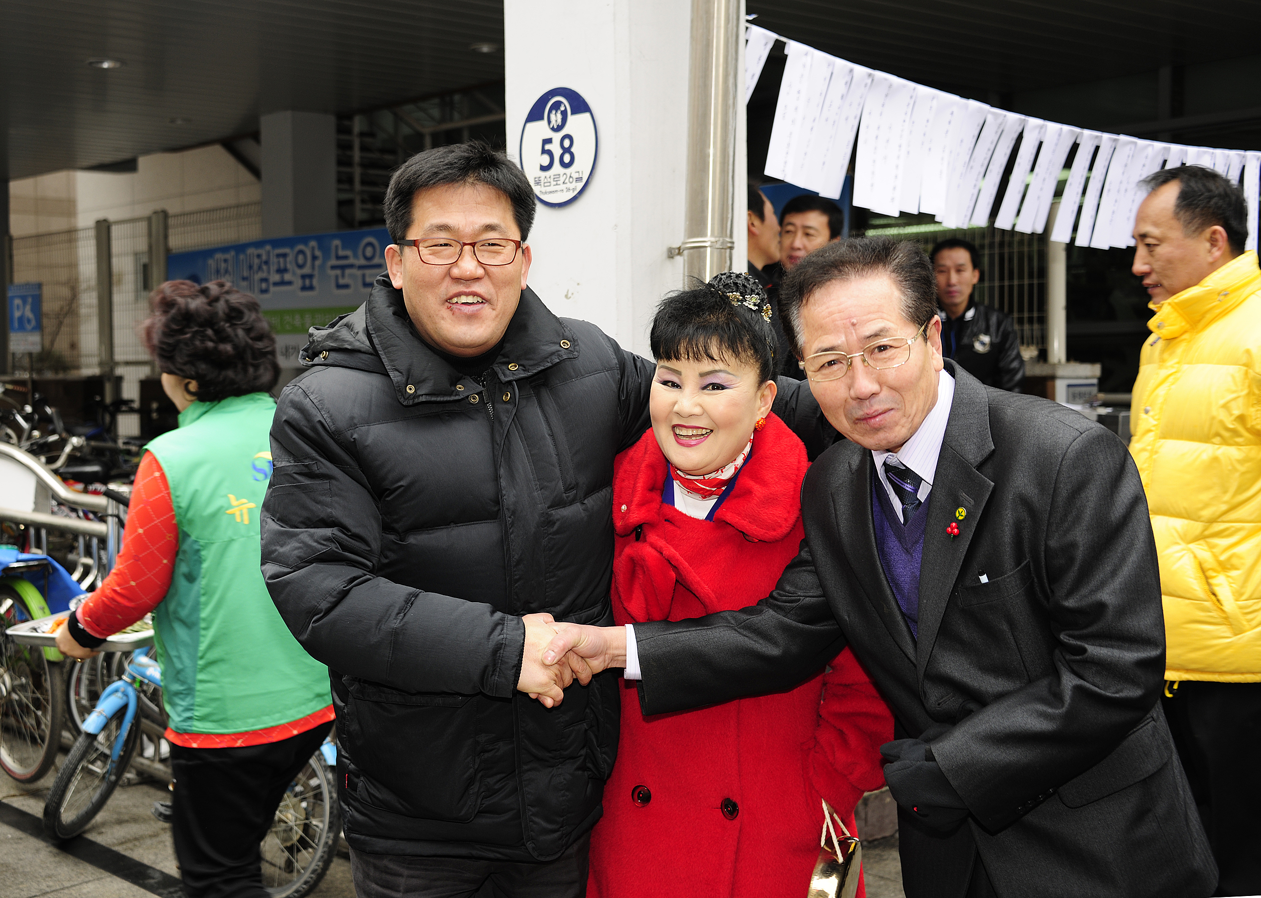 20120205-정월대보름 윷놀이대회 화양동 자양4동 49589.JPG