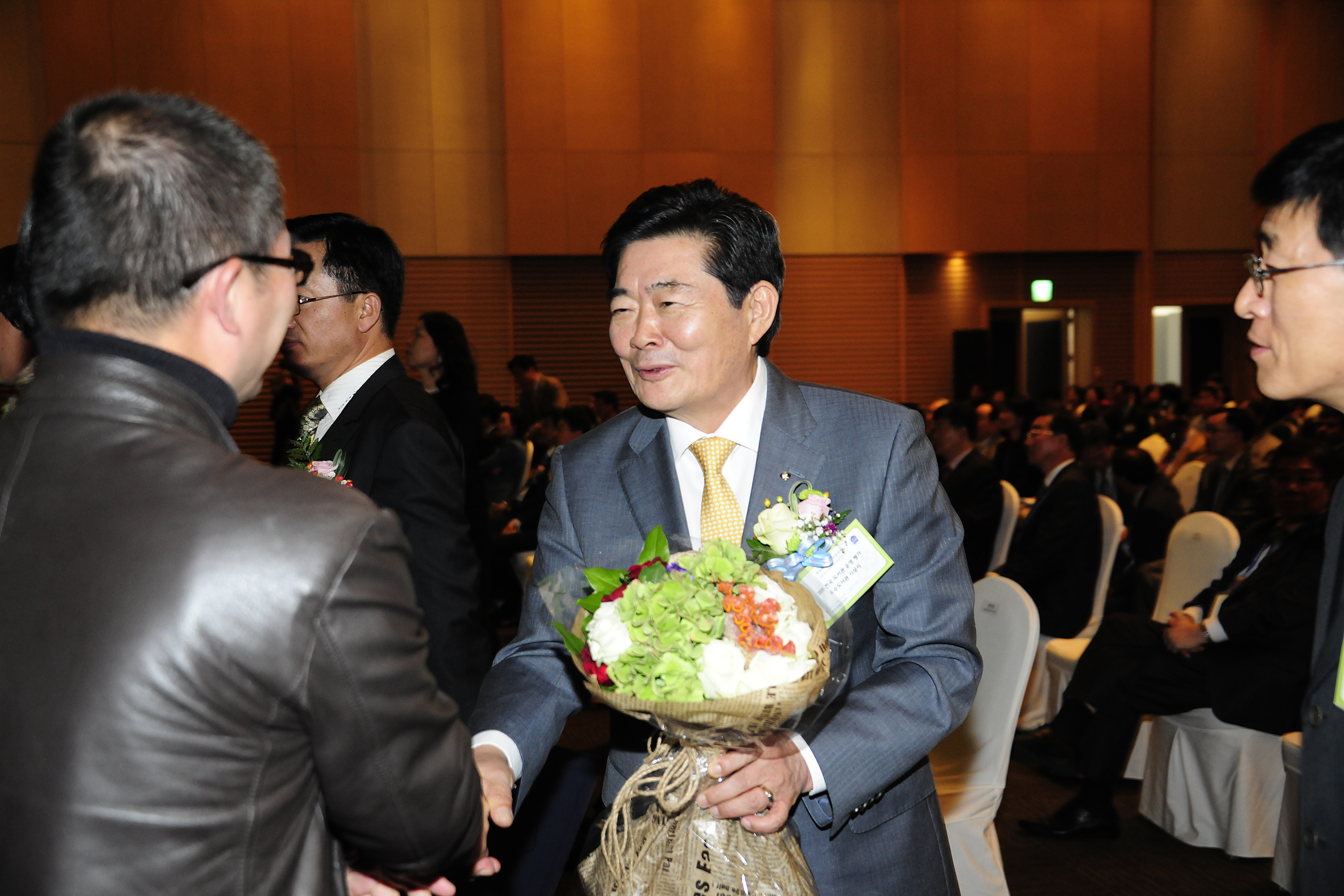 20111019-전국도서관 운영평가 대통령상 수상 41934.JPG