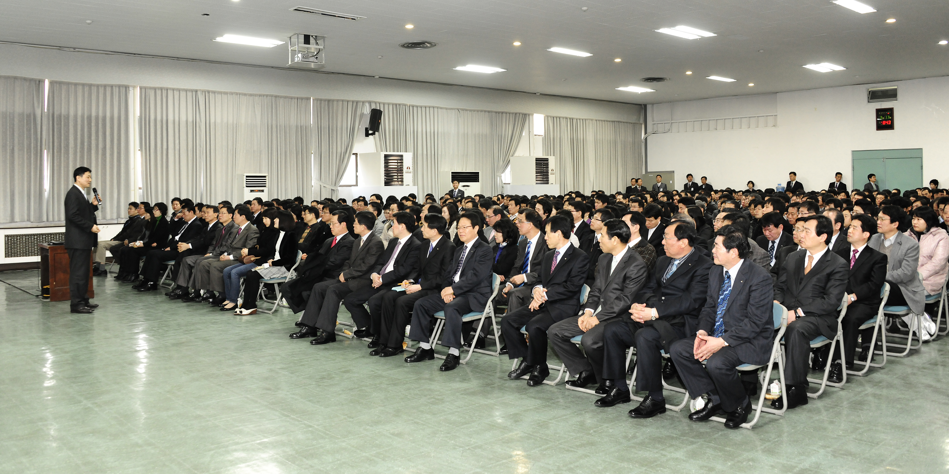 20110311-1 4분기 구청 전직원 정례조례 개최 27530.JPG