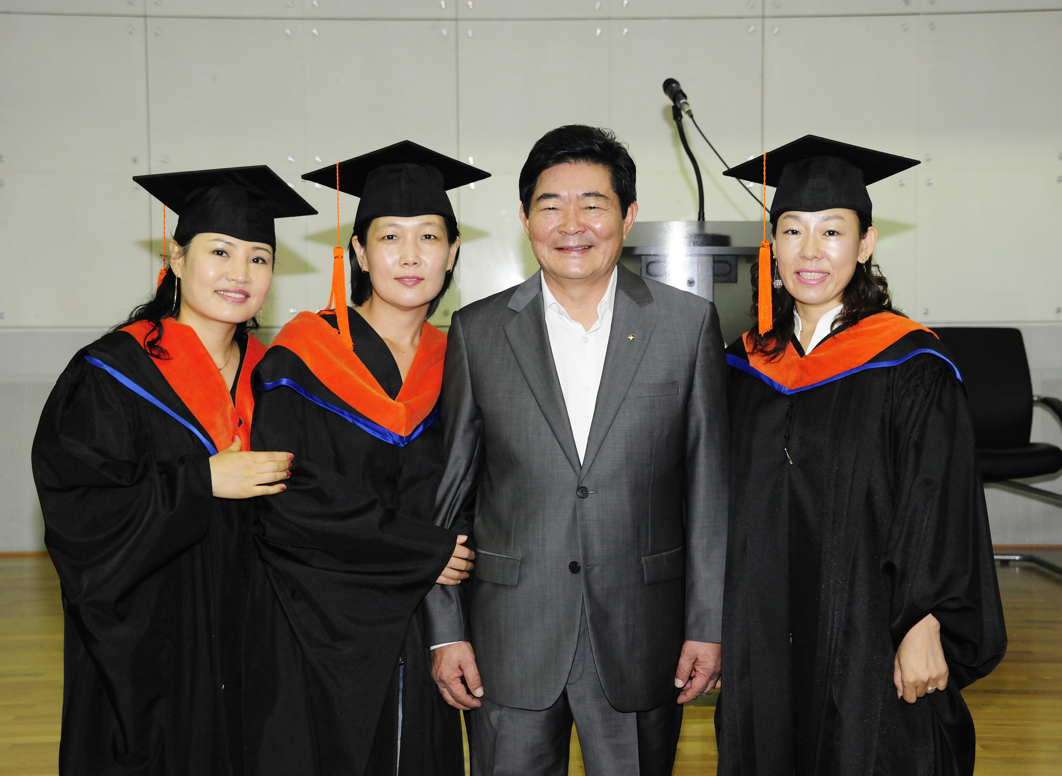 20110809-제4기 도시주택최고과정 수료식 39214.JPG
