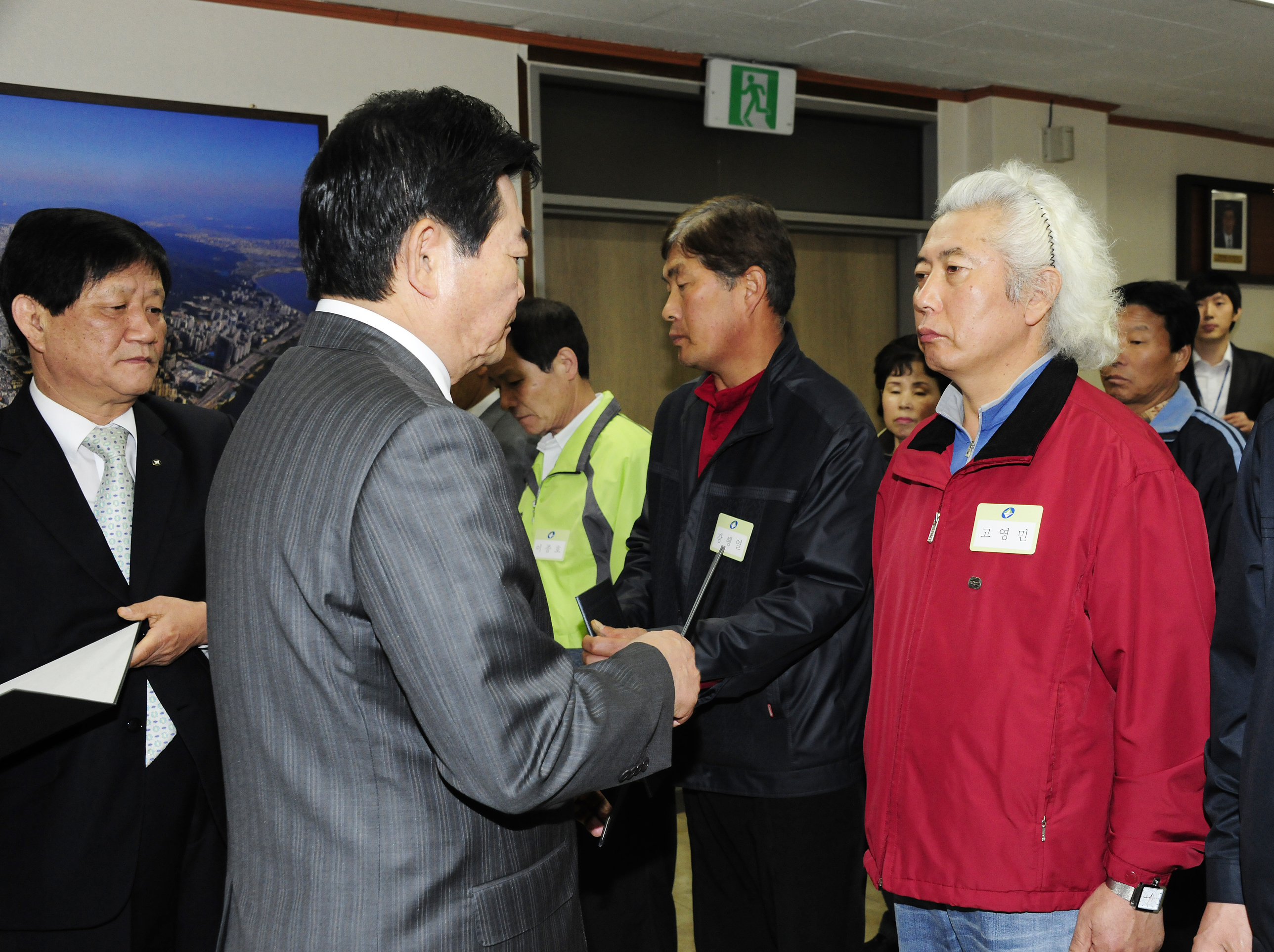 20110504-근로자의 날 맞이 환경미화원 격려 및 표창수여 32837.JPG