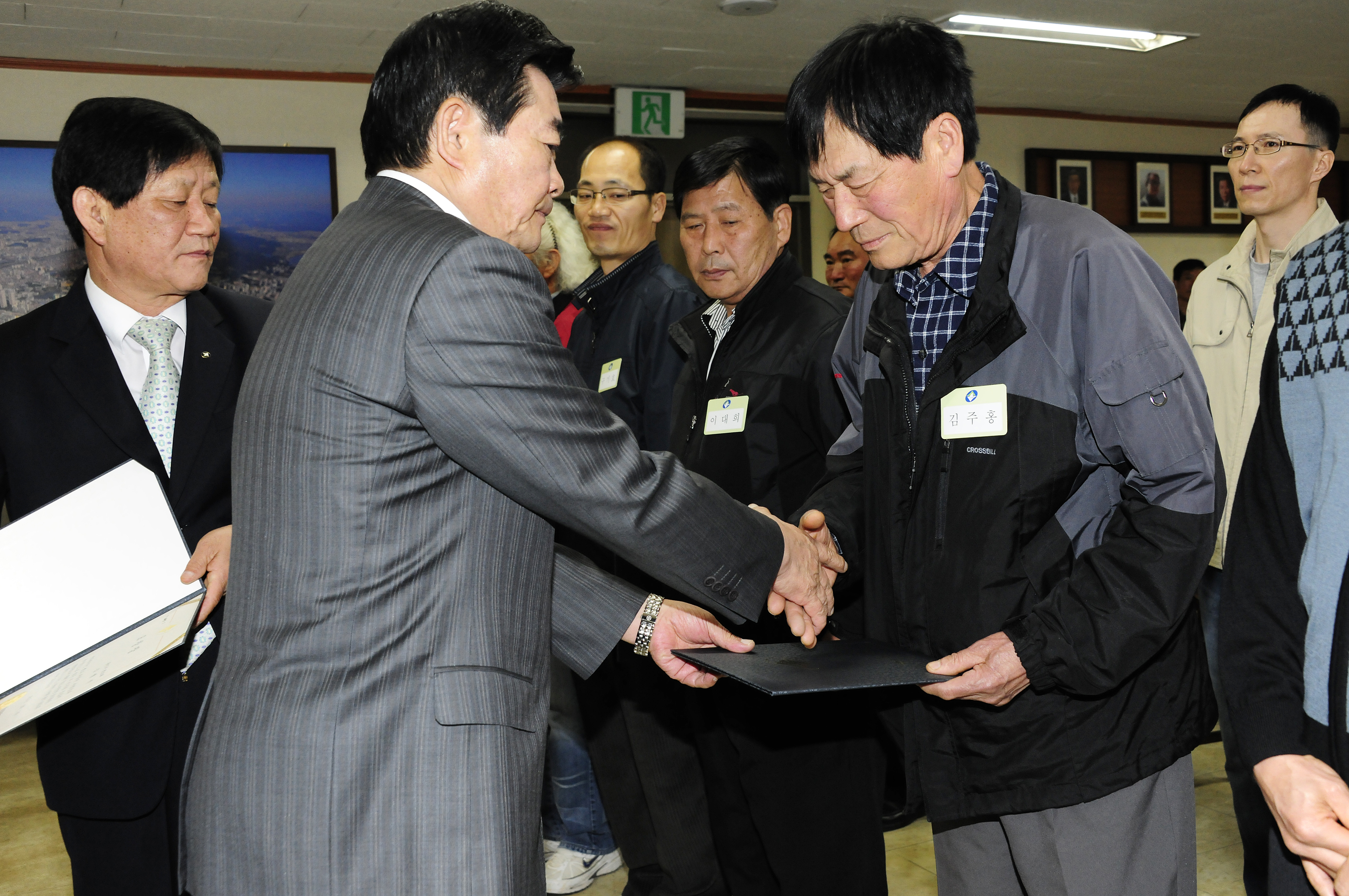 20110504-근로자의 날 맞이 환경미화원 격려 및 표창수여 32846.JPG