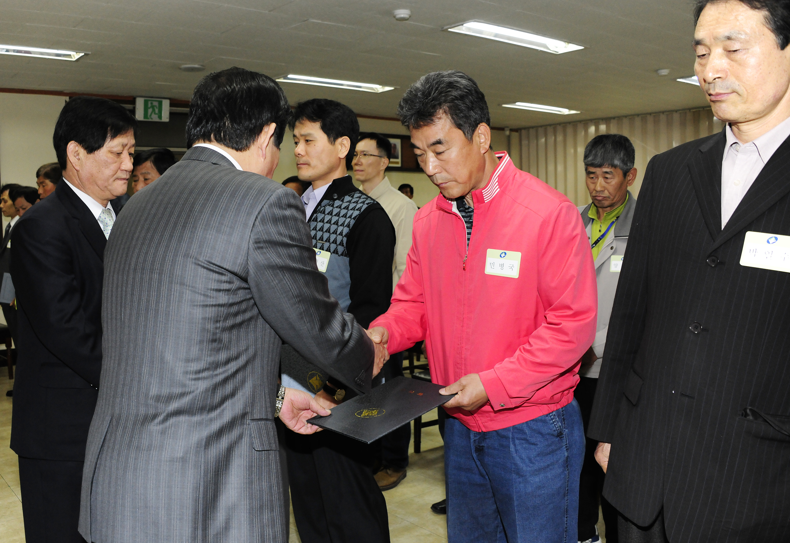 20110504-근로자의 날 맞이 환경미화원 격려 및 표창수여 32851.JPG