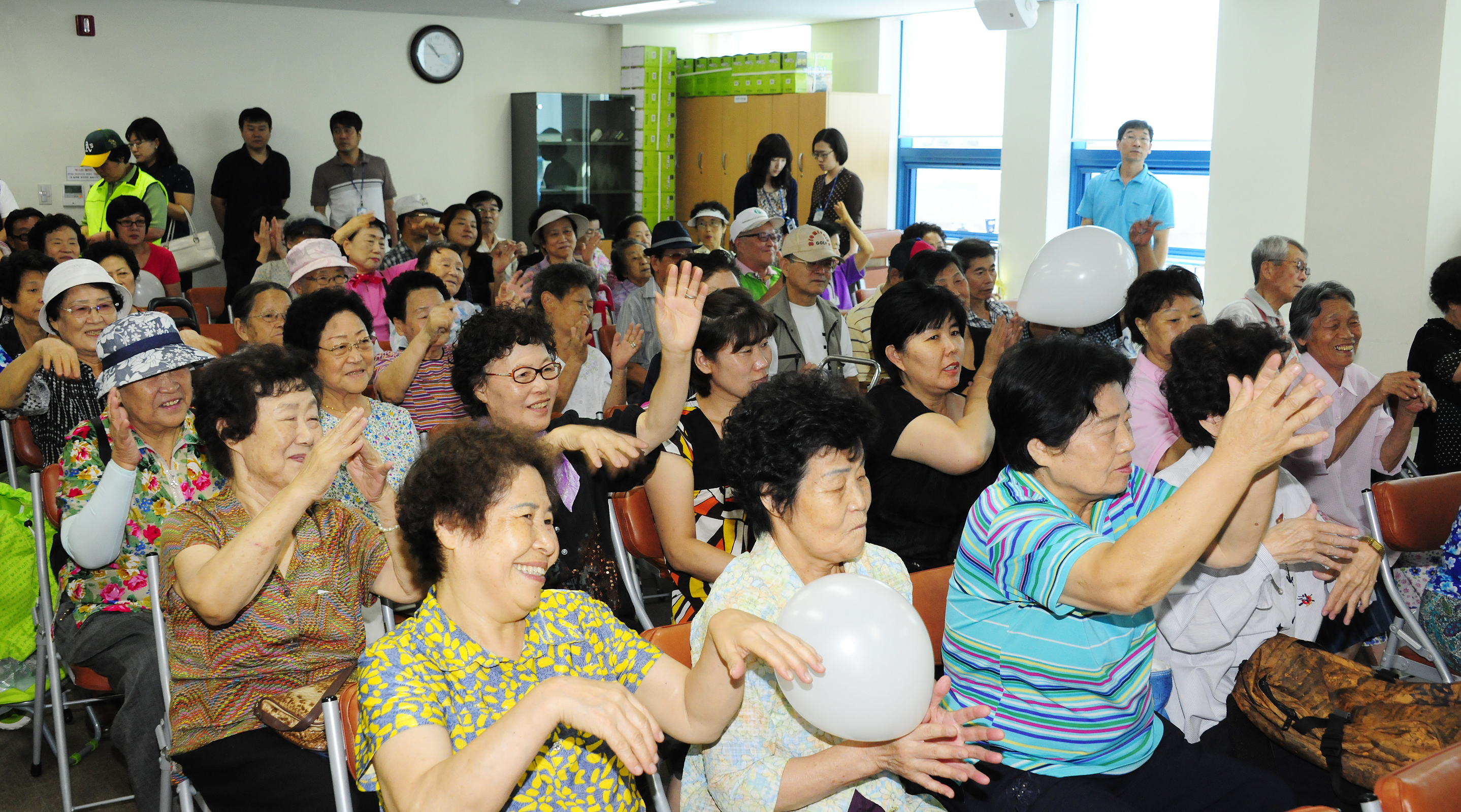 20110905-워커힐과 함께하는 식품 나눔의 날 행사 40108.JPG
