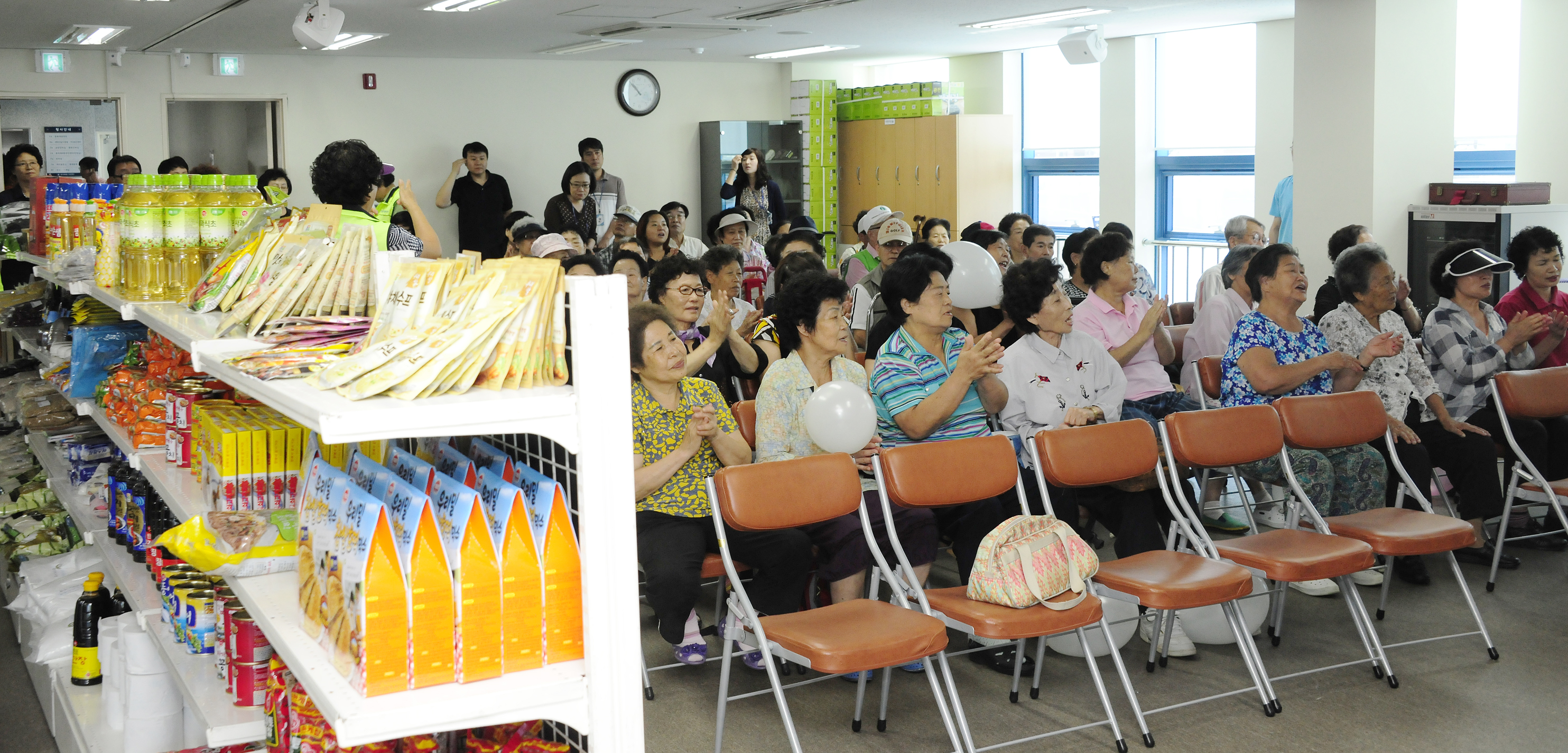 20110905-워커힐과 함께하는 식품 나눔의 날 행사 40110.JPG