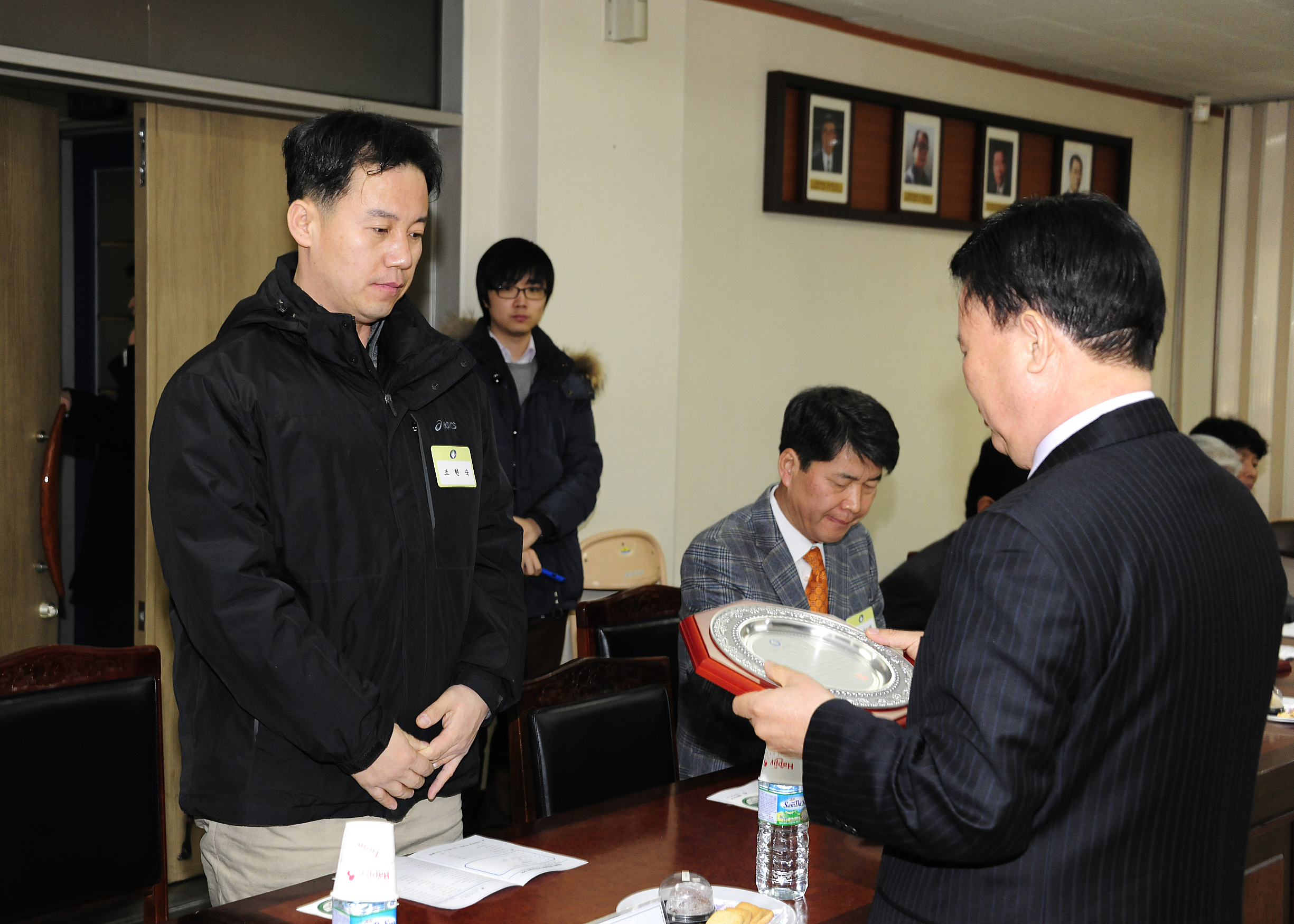 20110303-지방세 성실납세자 감사패 수여 27009.JPG