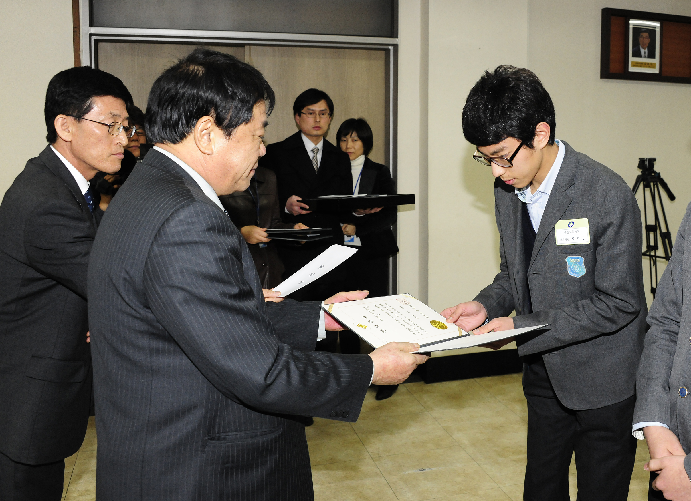 20110328-광진구 장학위원회 장학생선발 및 수여식 29086.JPG