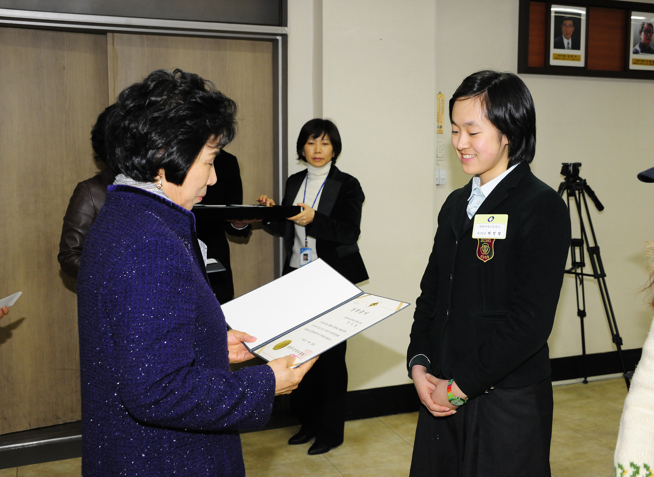 20110328-광진구 장학위원회 장학생선발 및 수여식 29091.JPG
