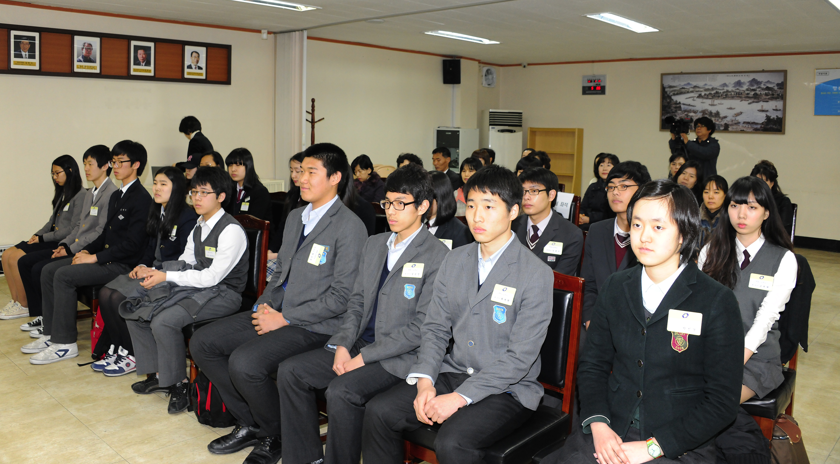 20110328-광진구 장학위원회 장학생선발 및 수여식 29064.JPG