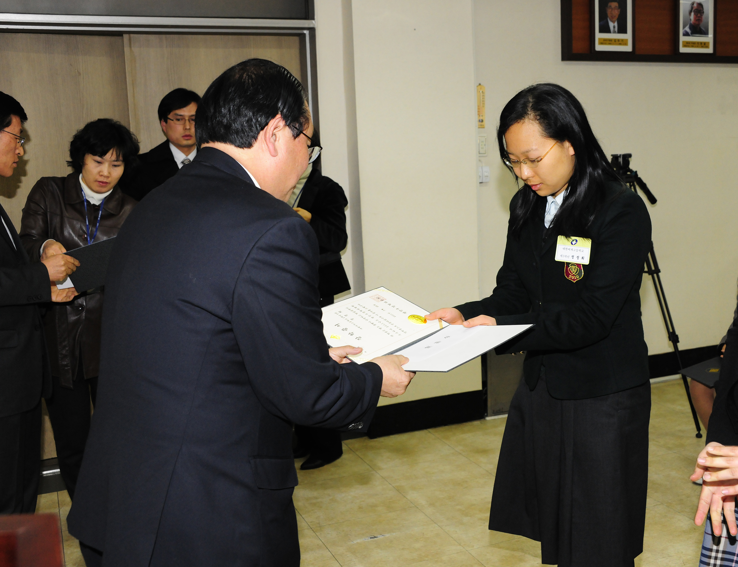 20110328-광진구 장학위원회 장학생선발 및 수여식 29098.JPG