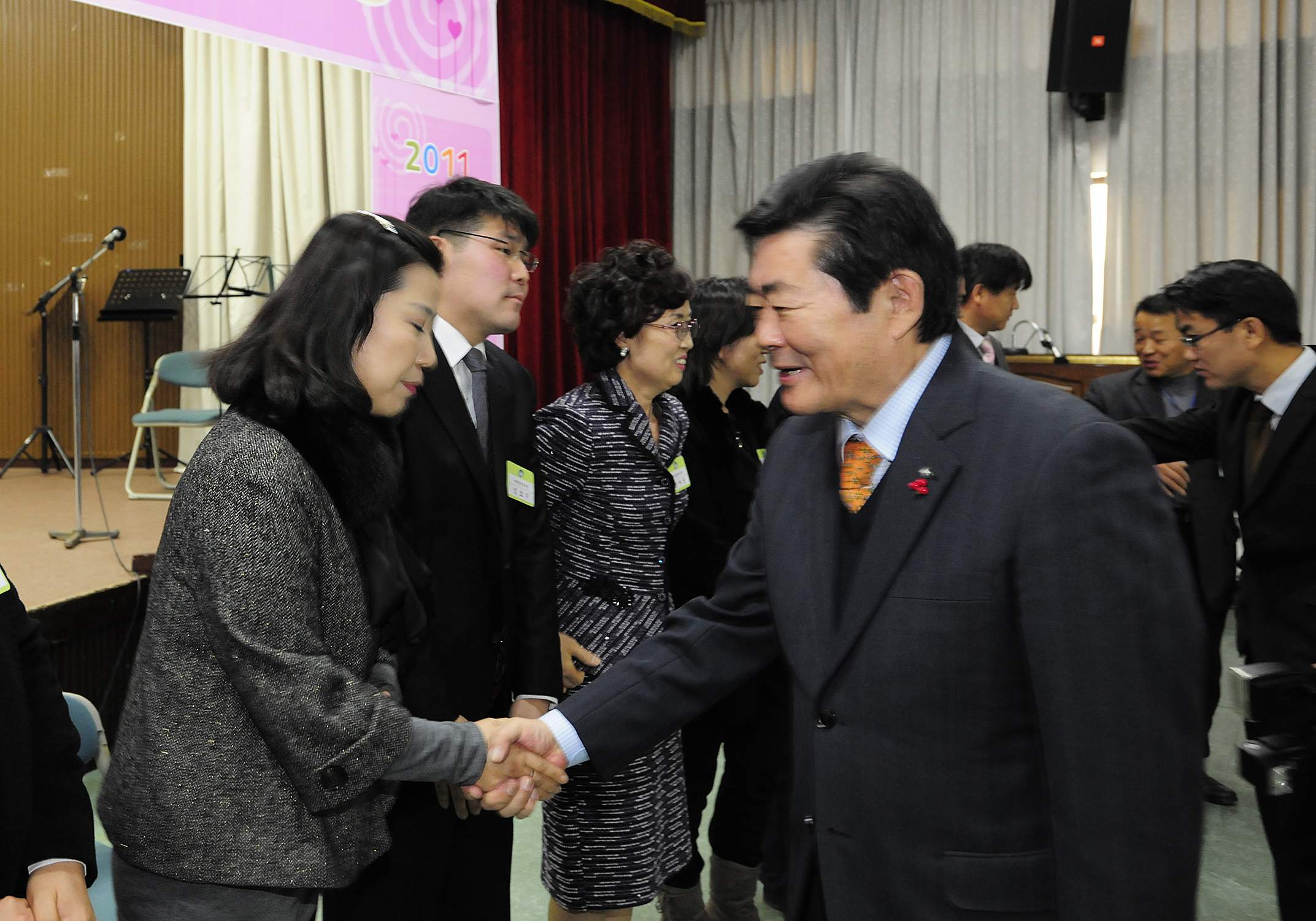 20111206-자원봉사자의 날 우수자원봉사자 표창 44525.JPG