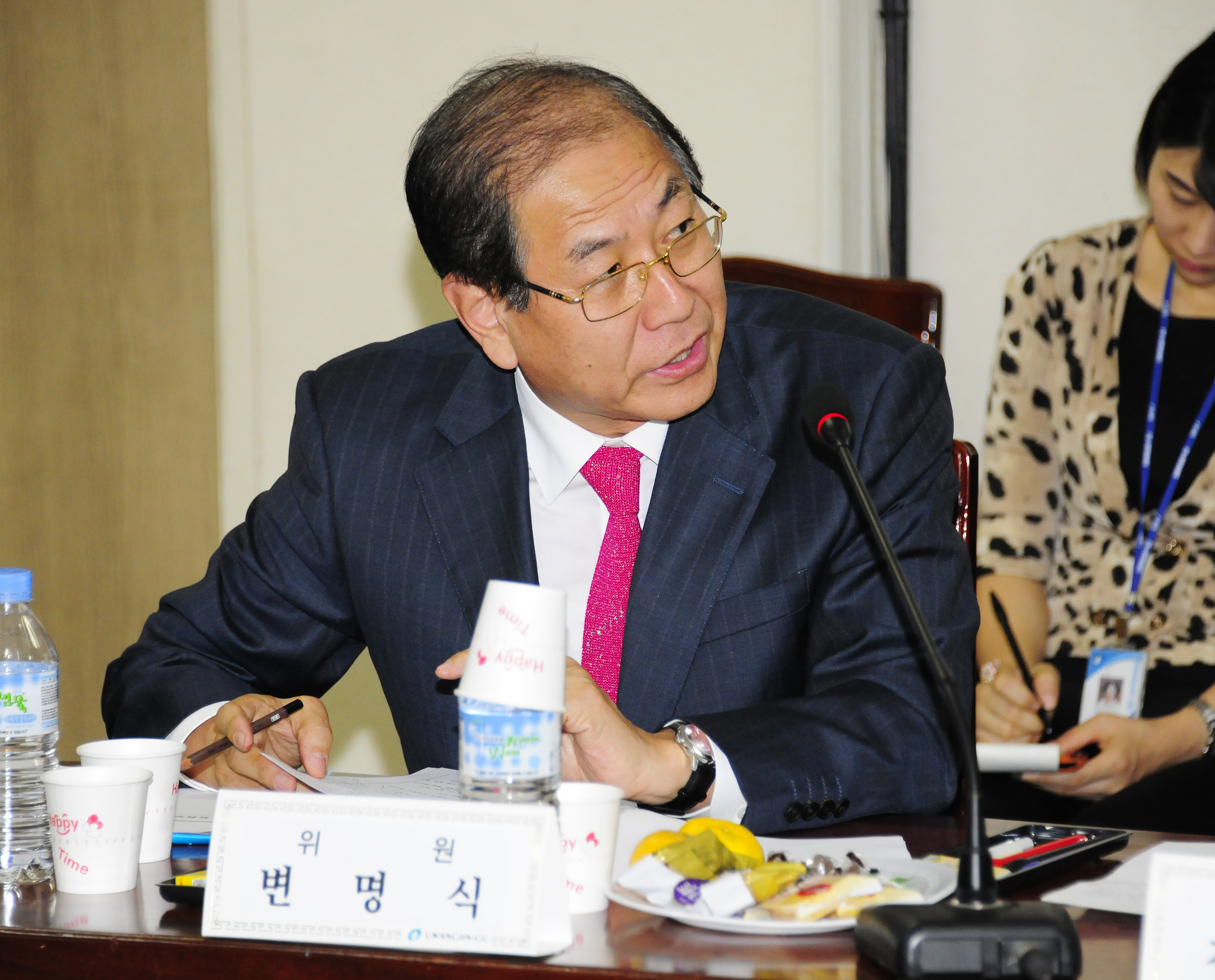 20110926-정책자문위원회 정기회의-소통행정분과 산업경제문화분과 통합회의 41246.JPG
