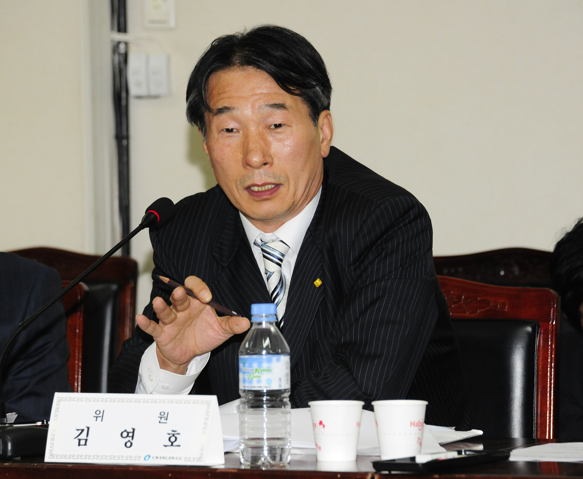 20110926-정책자문위원회 정기회의-소통행정분과 산업경제문화분과 통합회의 41254.JPG