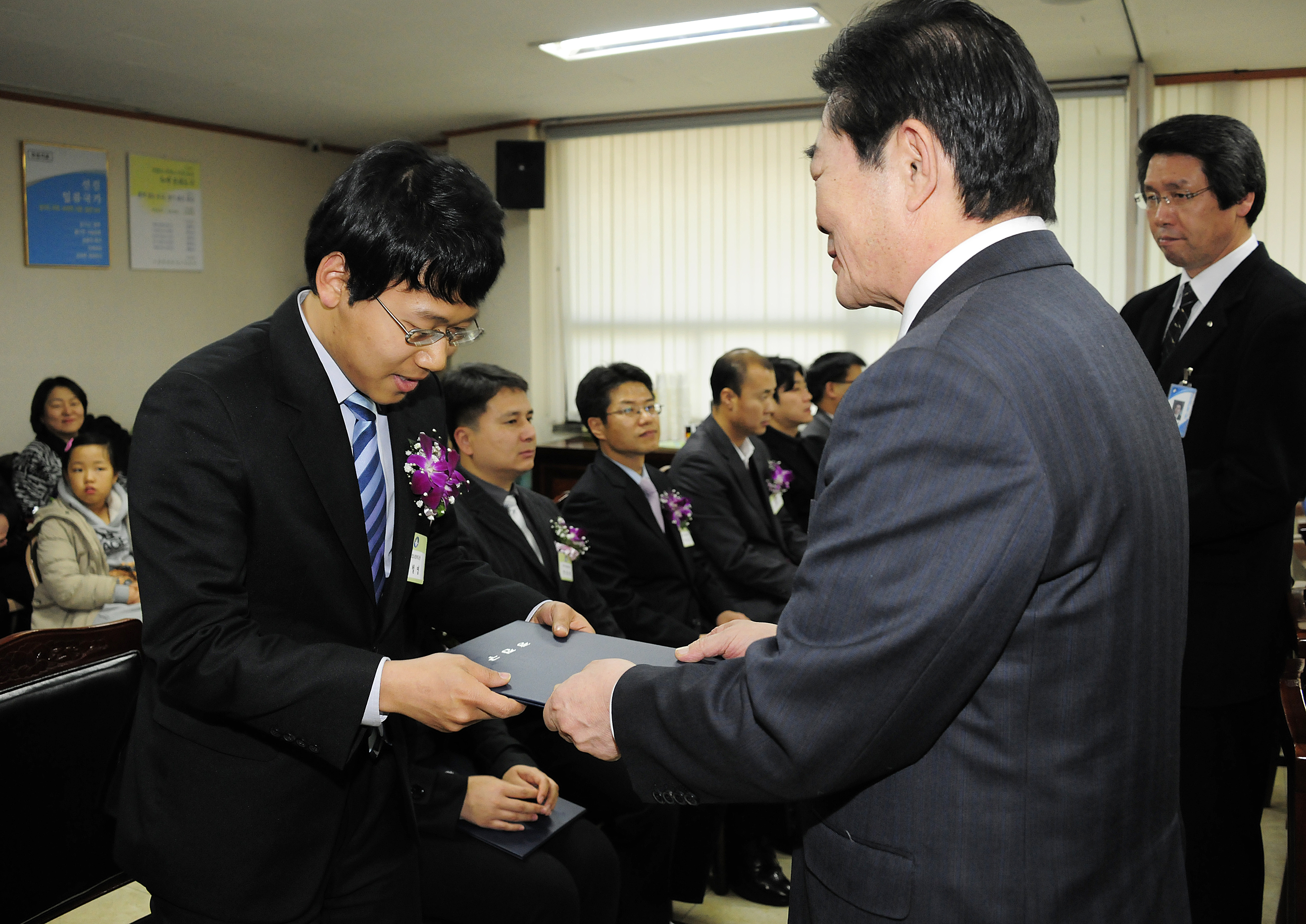 20111223-12월 구민표창 46791.JPG