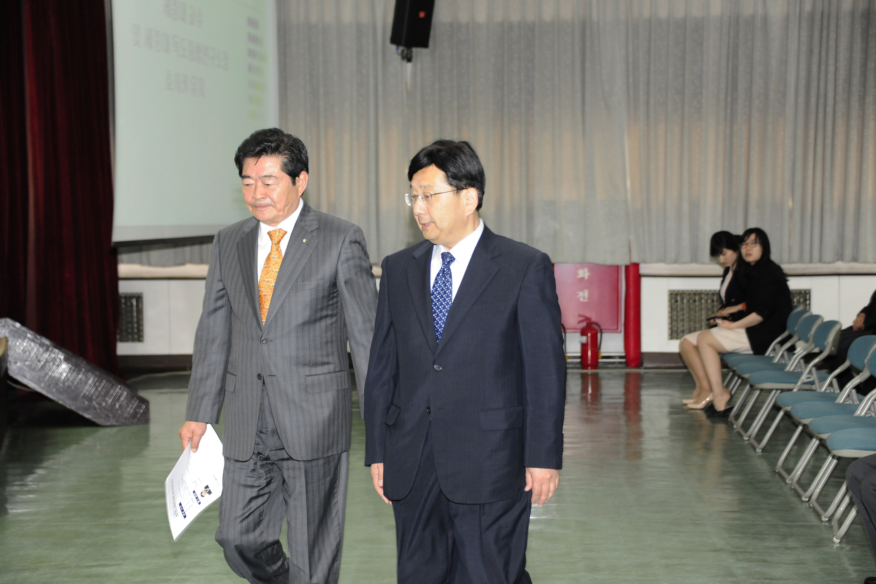 20110429-독도특강 - 호사카유지강 32049.JPG