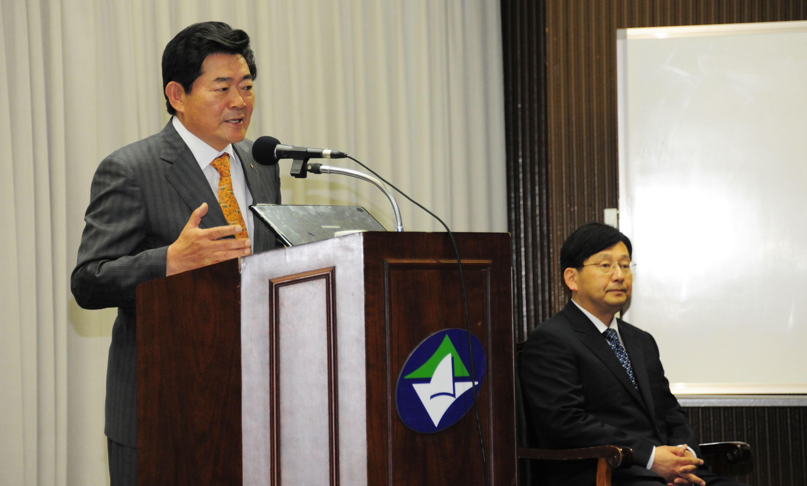 20110429-독도특강 - 호사카유지강 32052.JPG