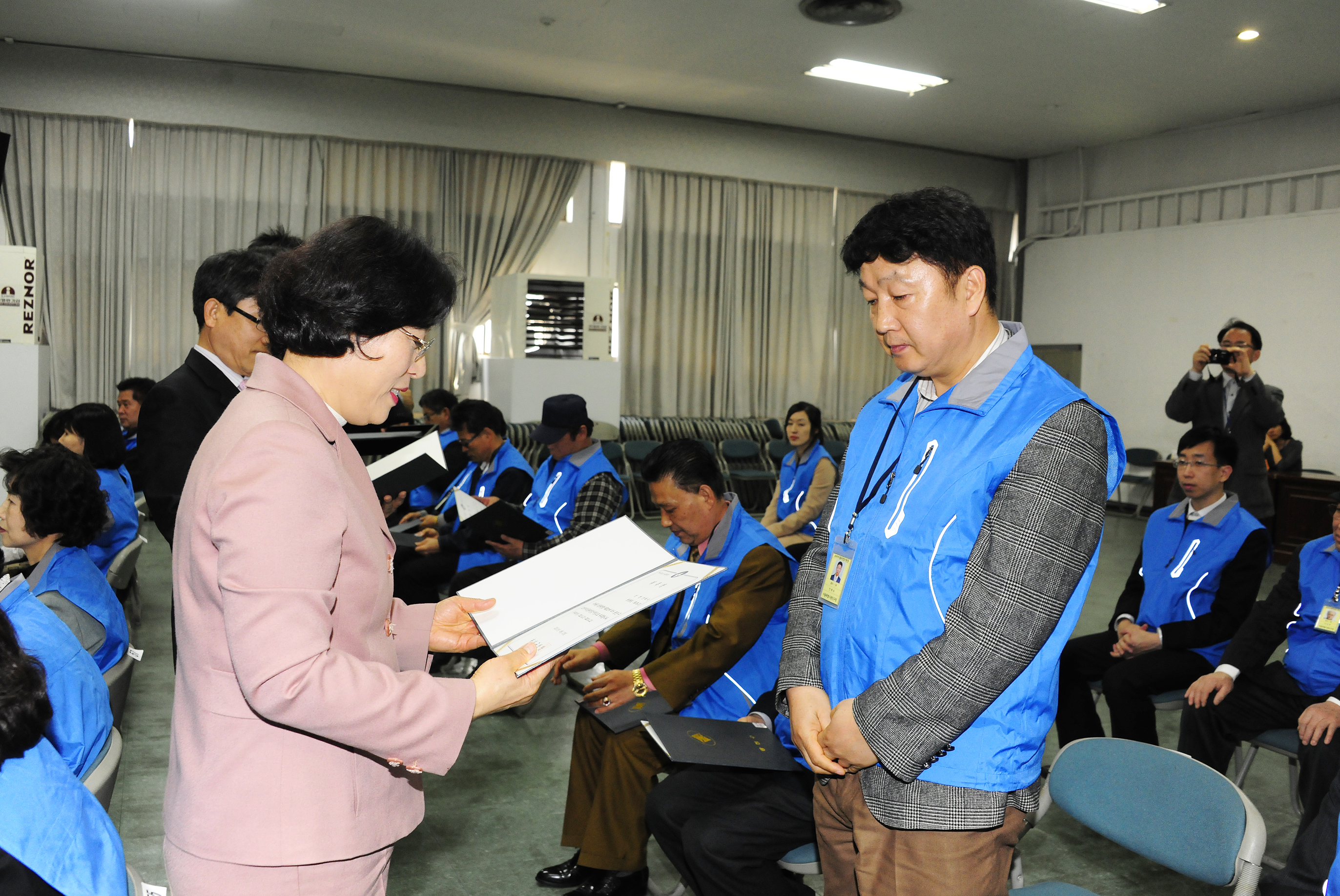 20110413-소비자 식품위생 감시원 위촉실 30318.JPG