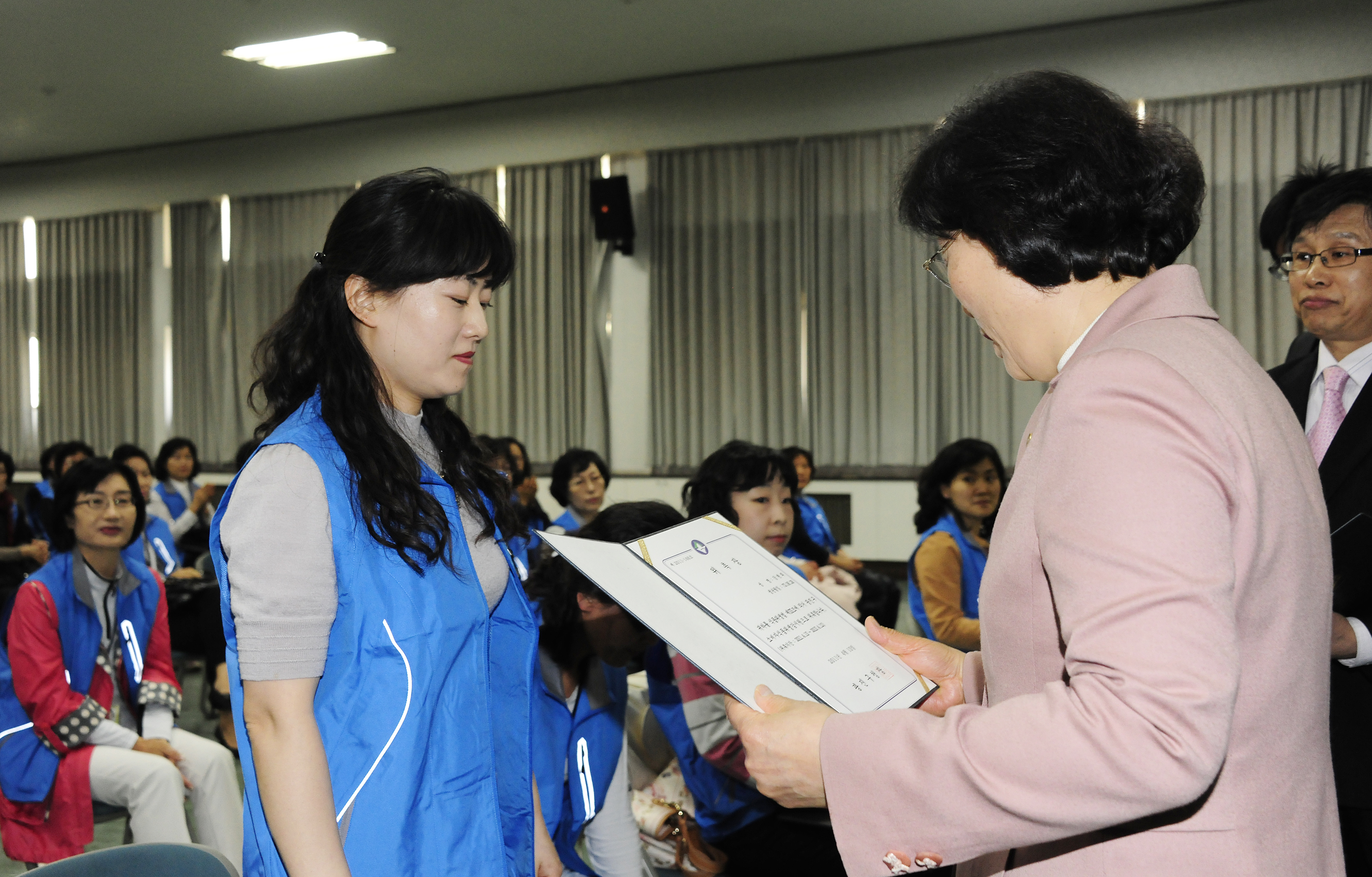 20110413-소비자 식품위생 감시원 위촉실 30198.JPG