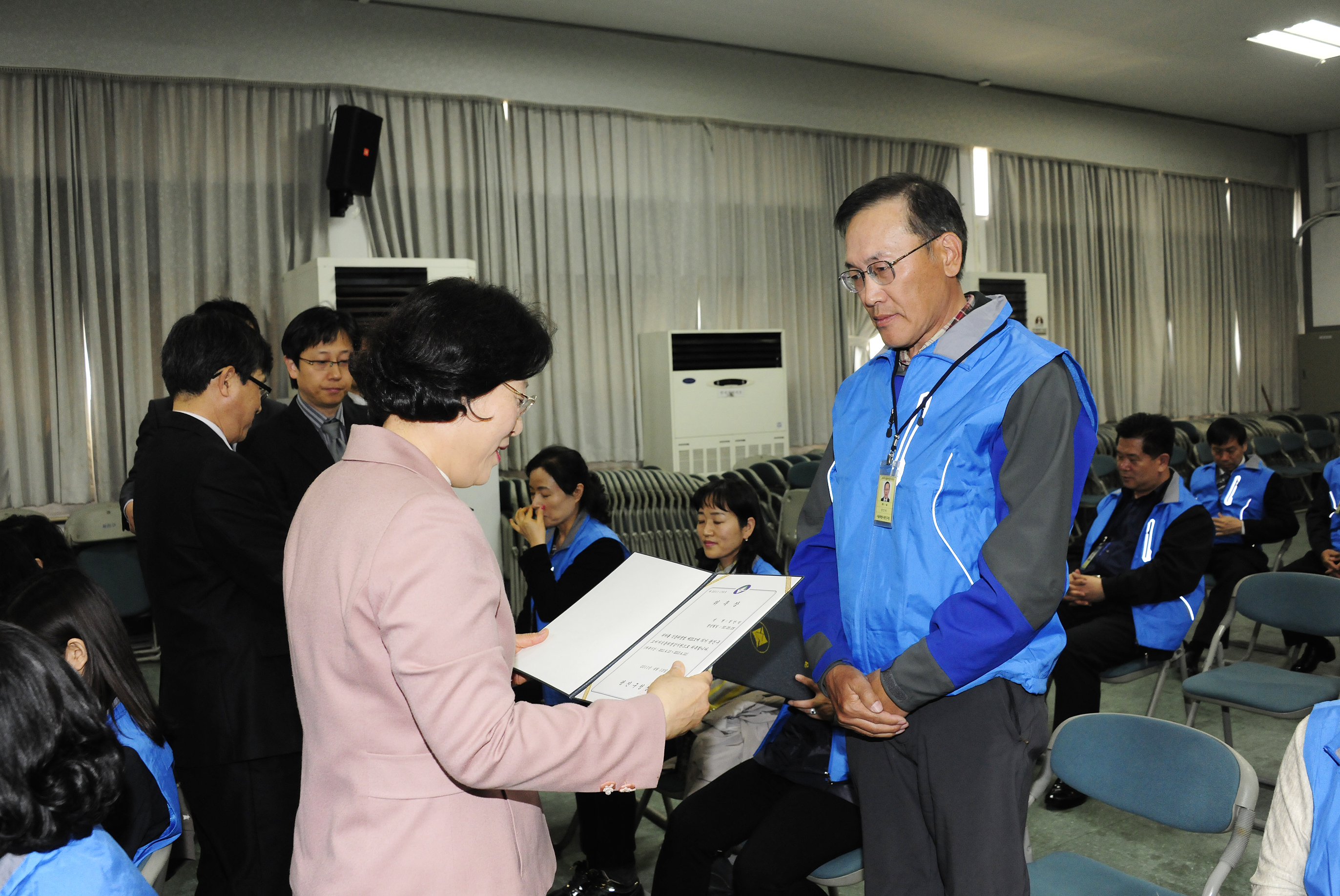 20110413-소비자 식품위생 감시원 위촉실 30257.JPG