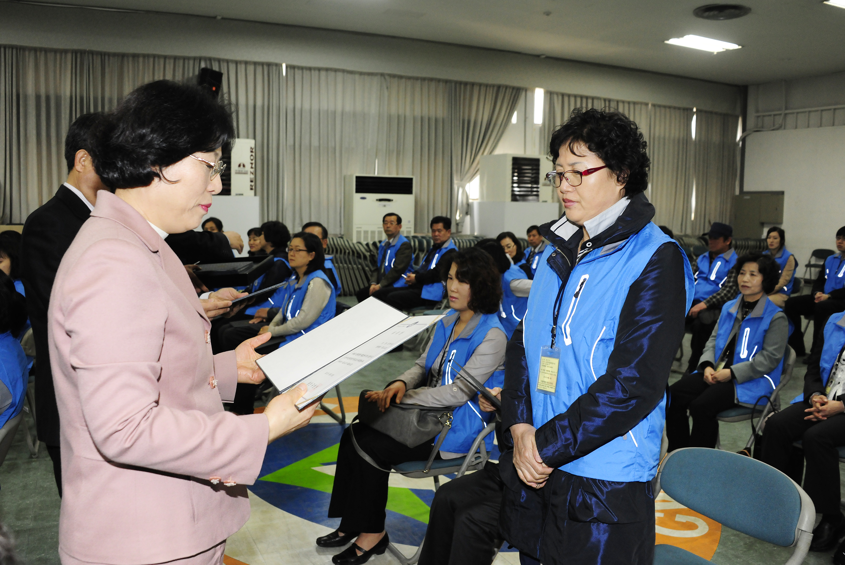 20110413-소비자 식품위생 감시원 위촉실 30267.JPG