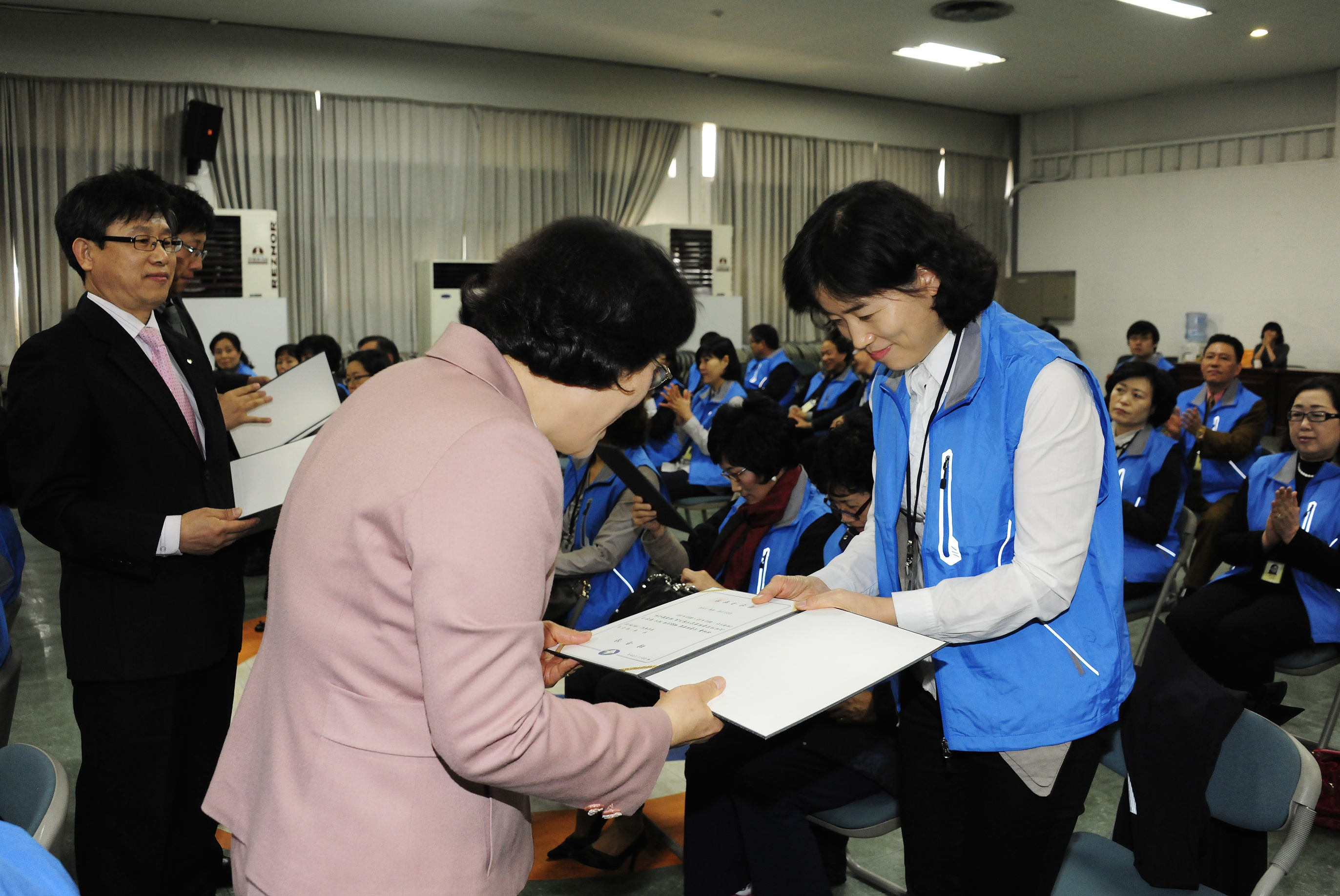 20110413-소비자 식품위생 감시원 위촉실 30271.JPG