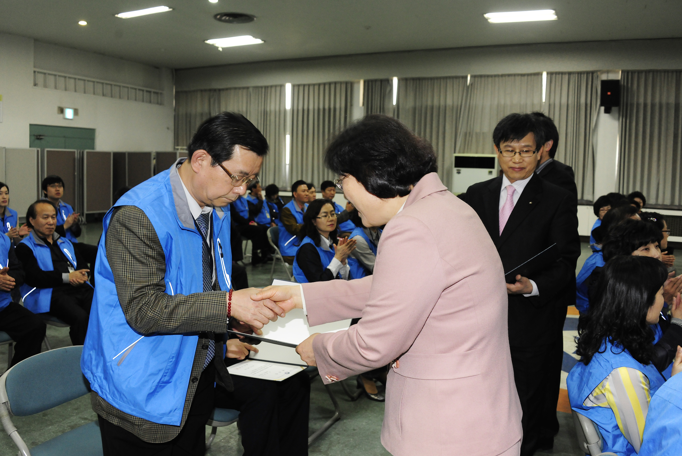 20110413-소비자 식품위생 감시원 위촉실 30297.JPG