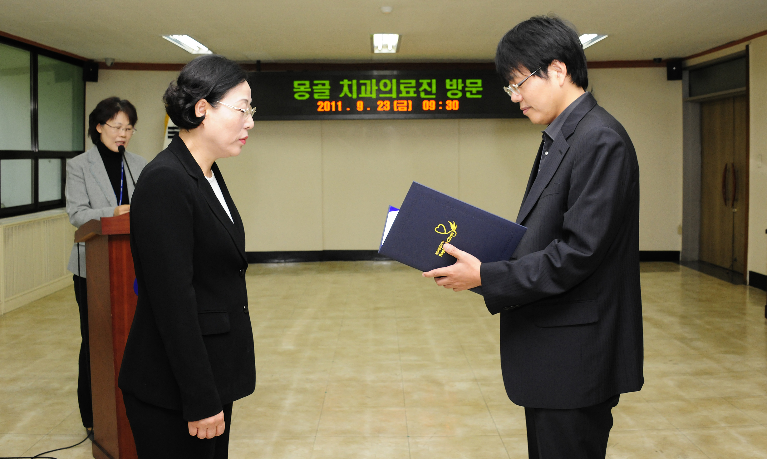 20110923-몽골 치과 의료진 견학 41118.JPG
