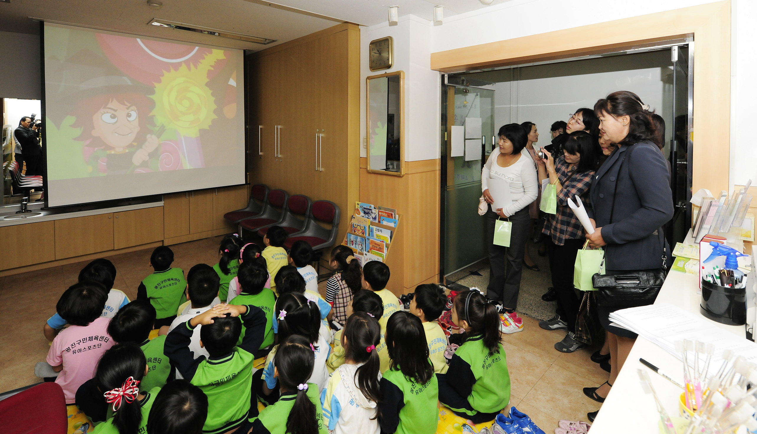 20110923-몽골 치과 의료진 견학 41123.JPG