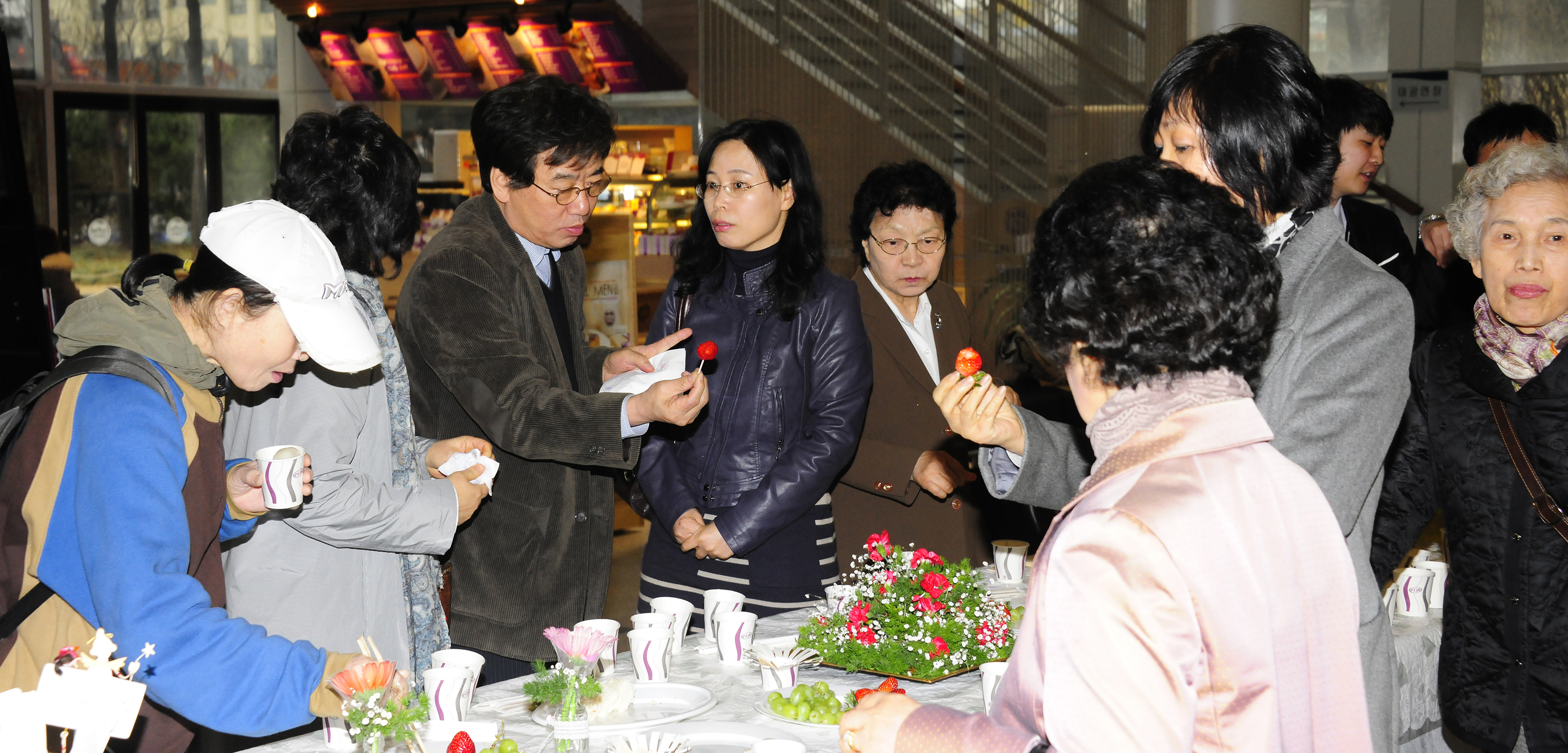20110321-한마음 봄볕 나눔전 개막행사 28741.JPG