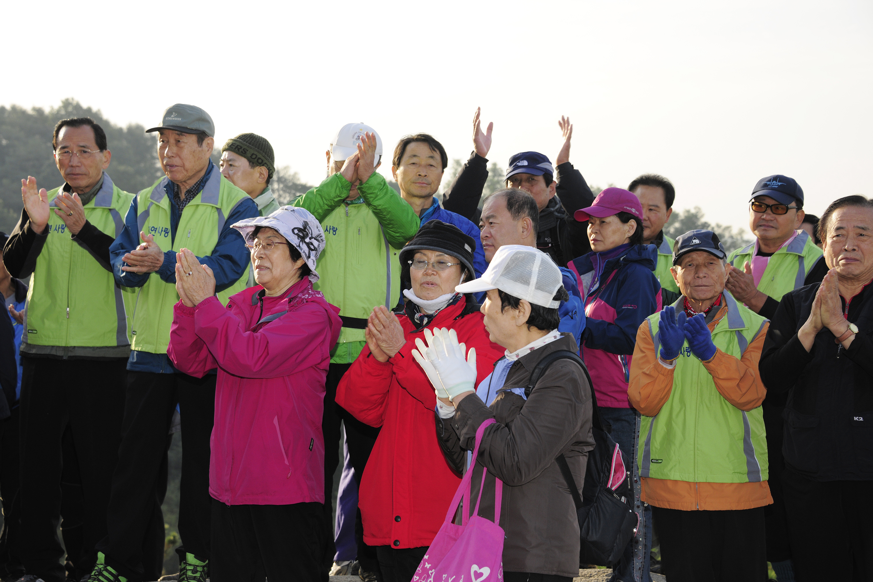 201111002-아차산 자연보호연합 산제 41491.JPG