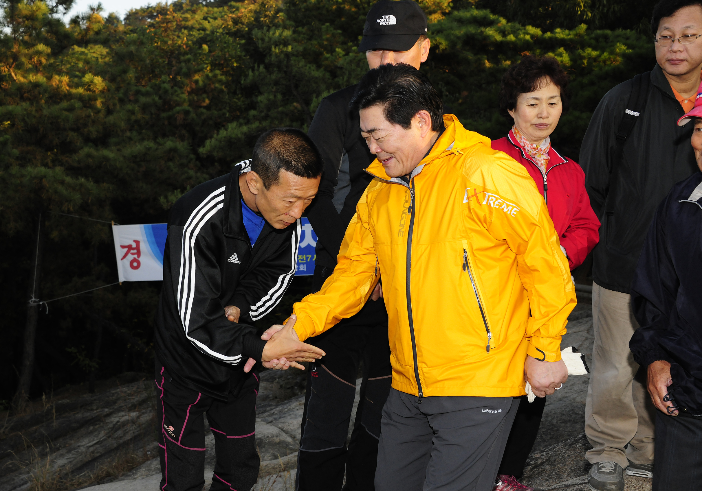 201111002-아차산 자연보호연합 산제 41451.JPG