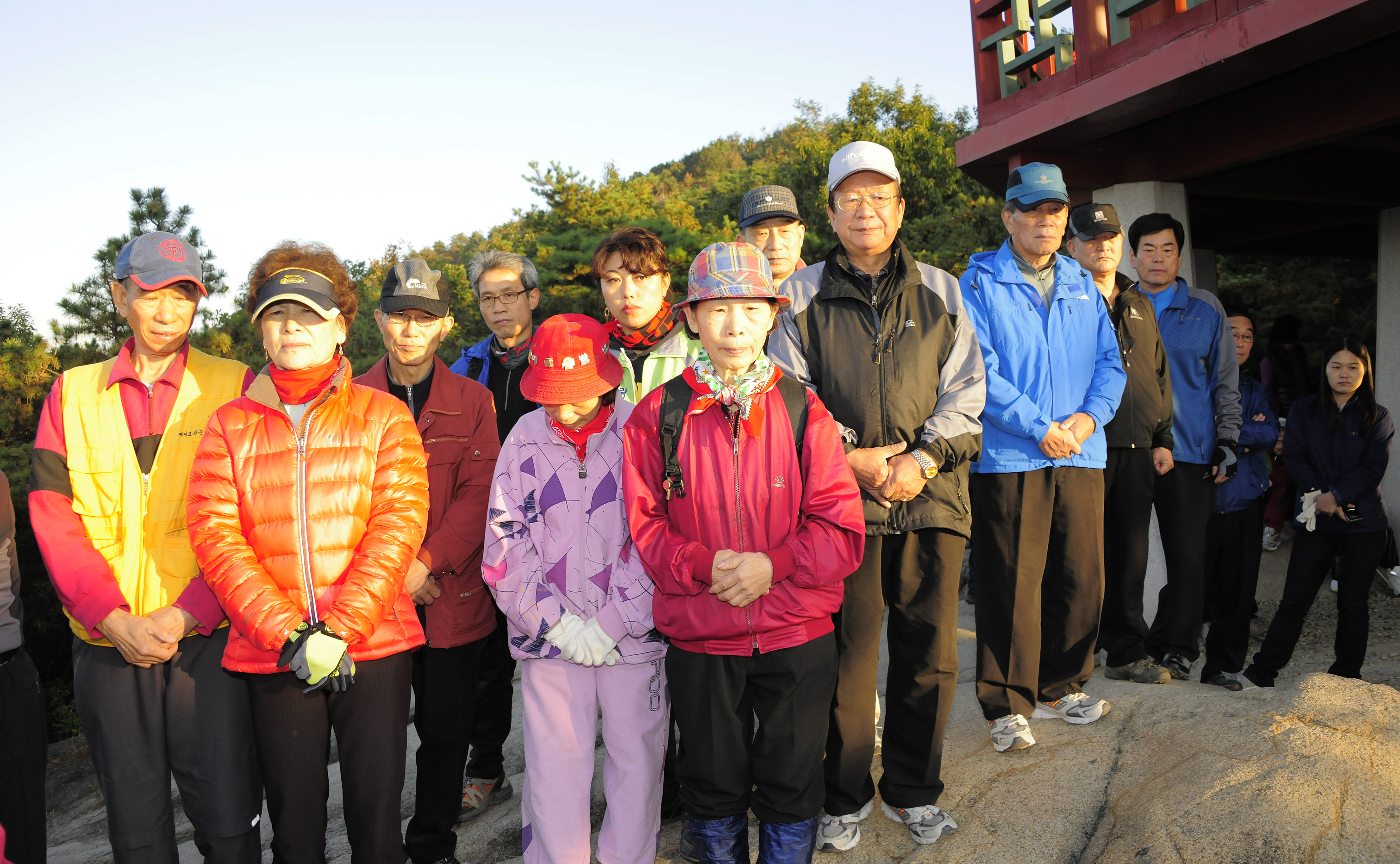 201111002-아차산 자연보호연합 산제 41459.JPG
