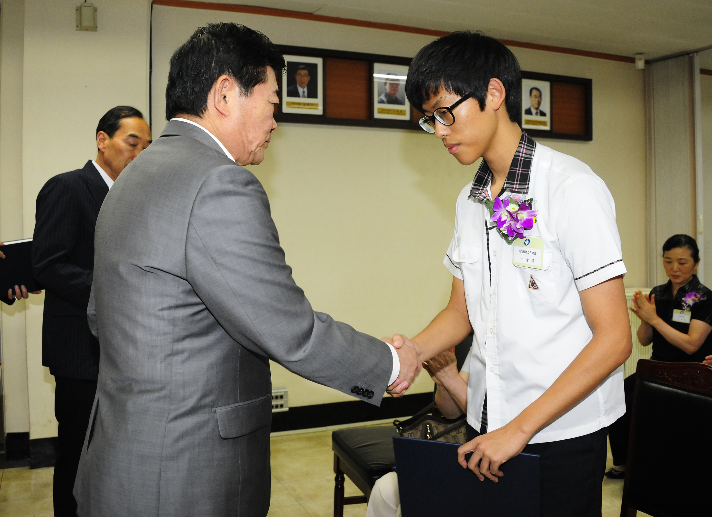 20110826-8월 정기구민표창 39567.JPG