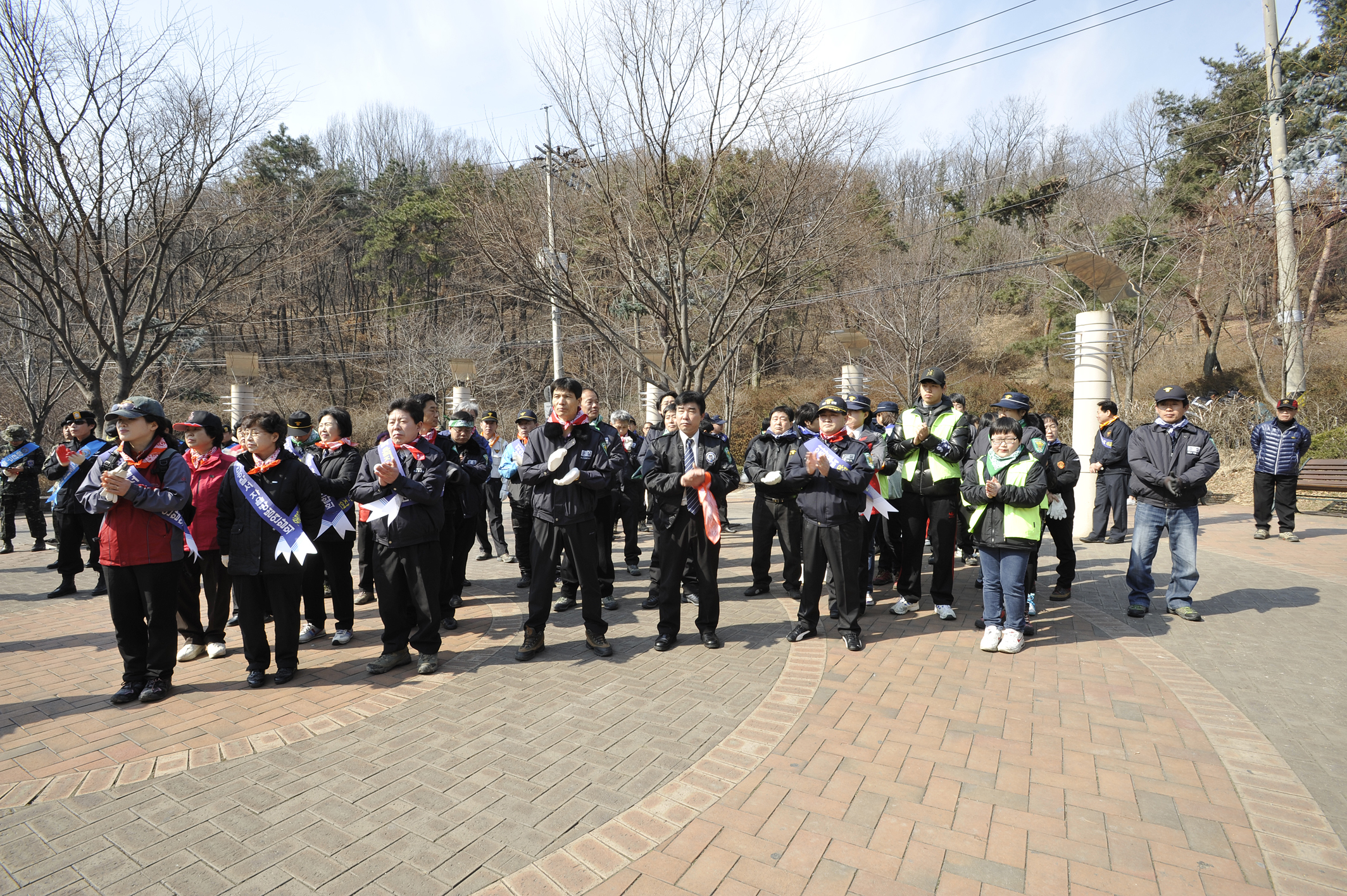 20110327-자율방범연합대 아차산 자연보호 캠페인 28900.JPG