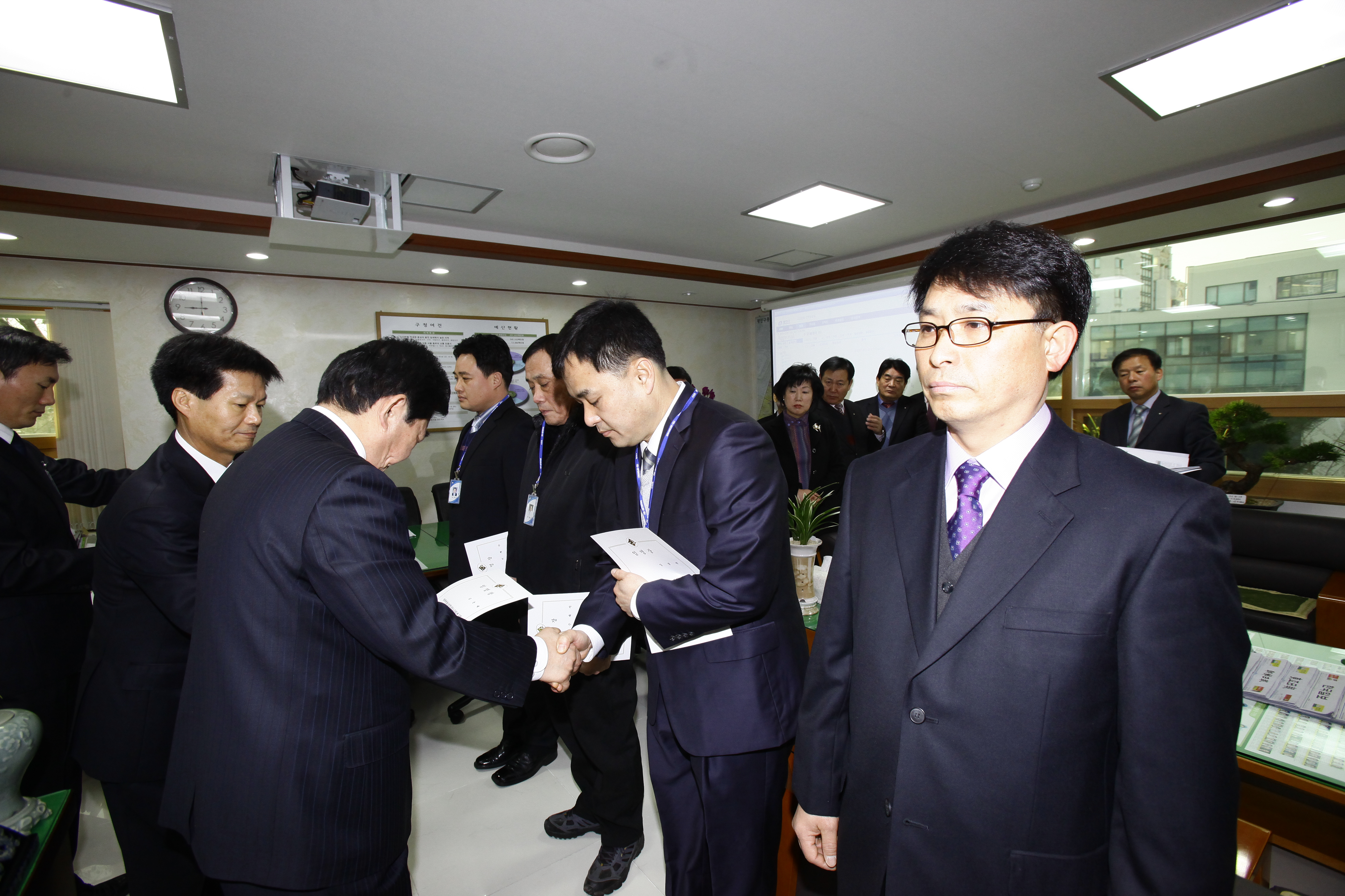 20110131-국장단회의 발령장 수여식 25220.JPG