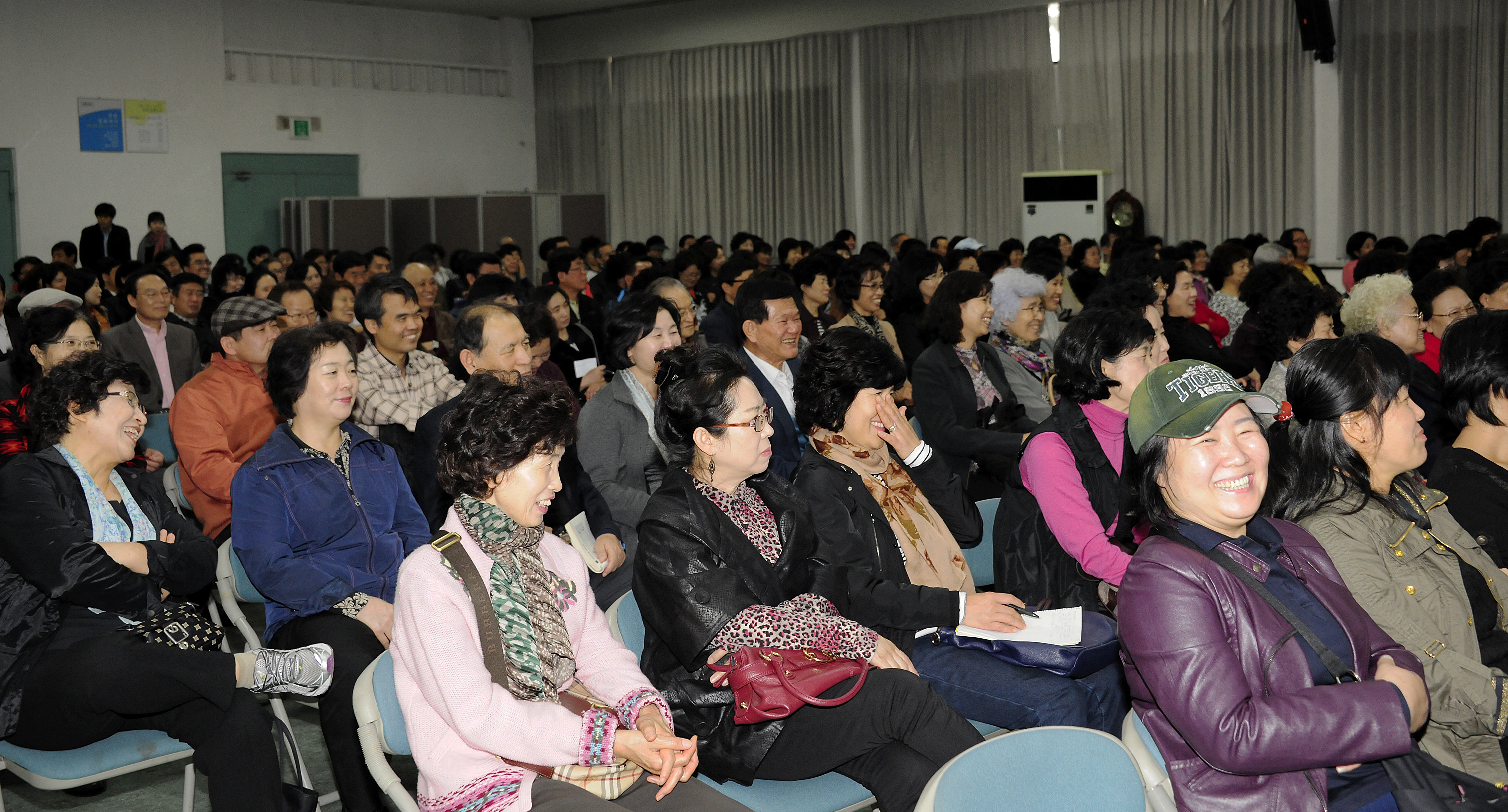 20111110-광나루 아카데미 8회차-강사 김홍신 43153.JPG