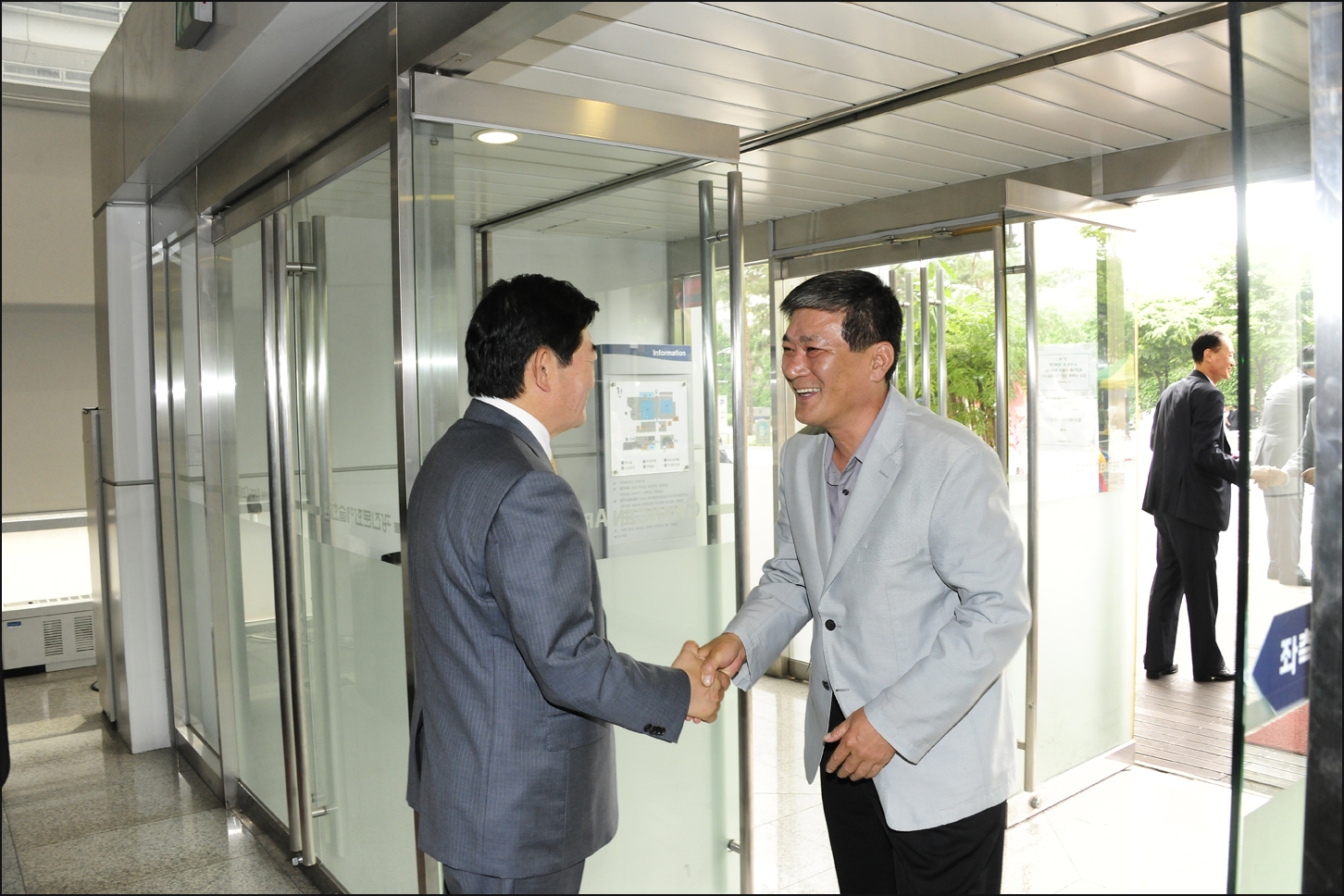 20110525-광진구민의 날 기념행사-광진구민대상표창 7개부분 1 35085.JPG