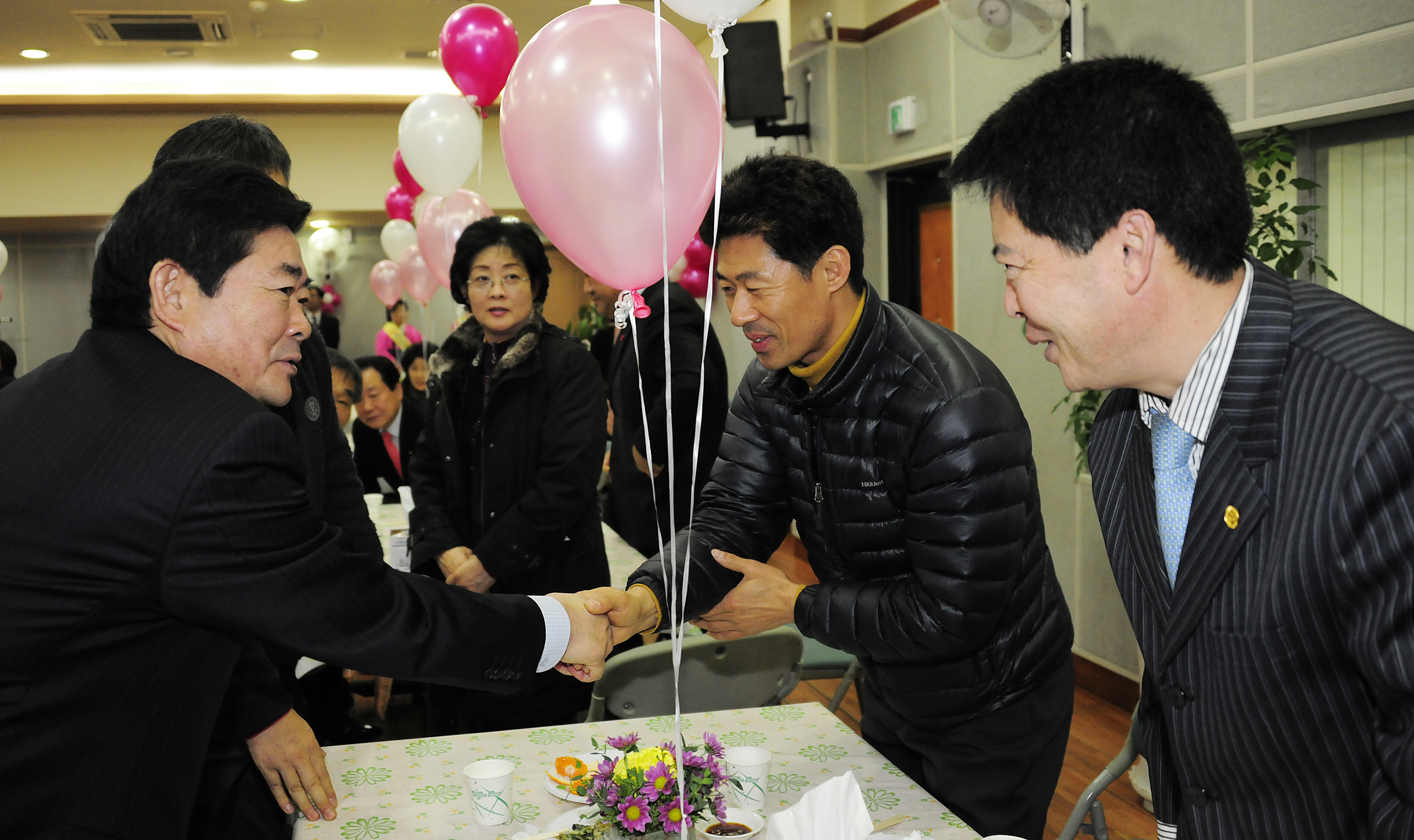 20111208-능동 주민자치위원회 일일찻집 45030.JPG