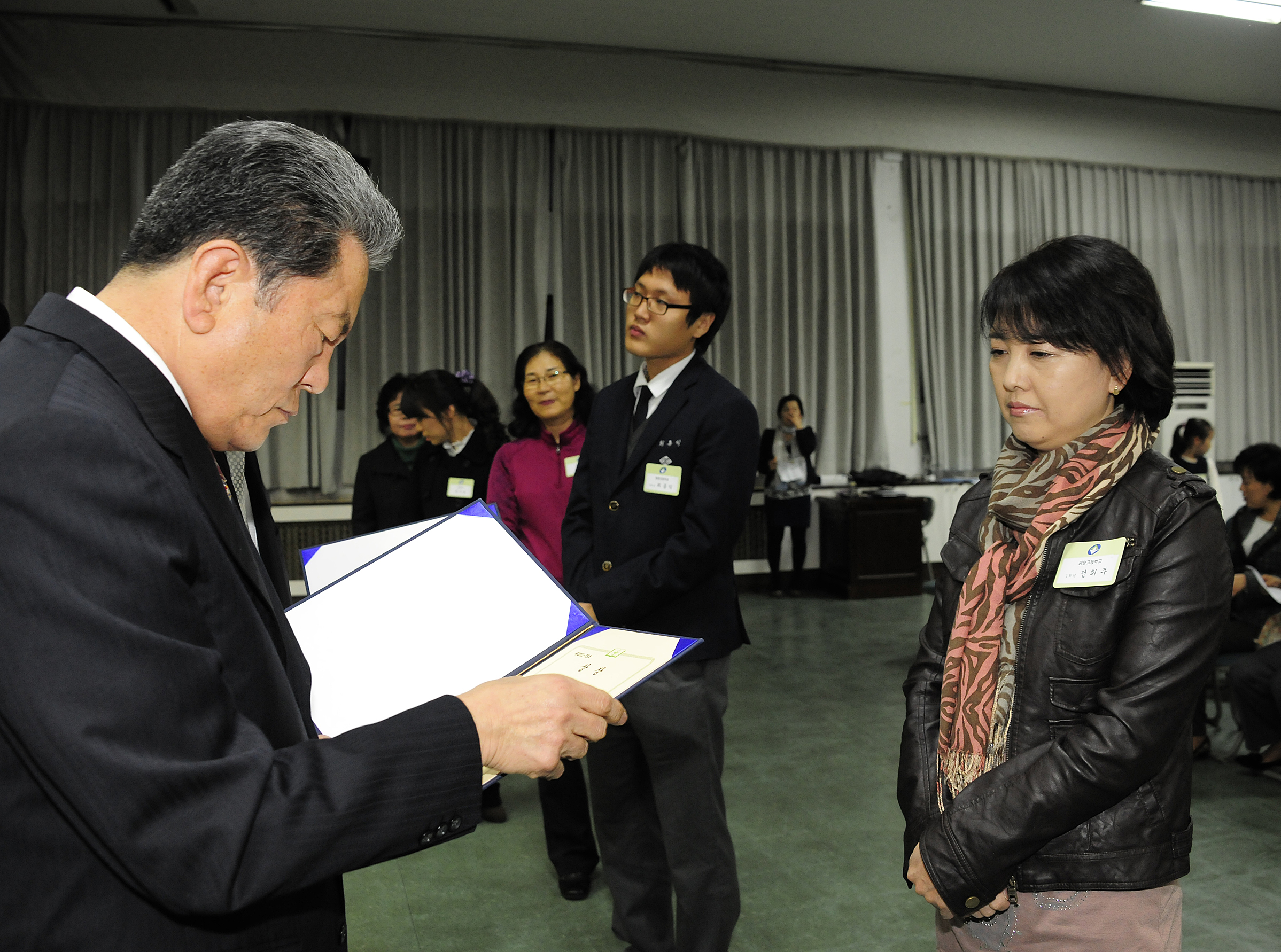 20111128-새마을문고 제16회 광진구민 독서경진대회 시상식 43637.JPG