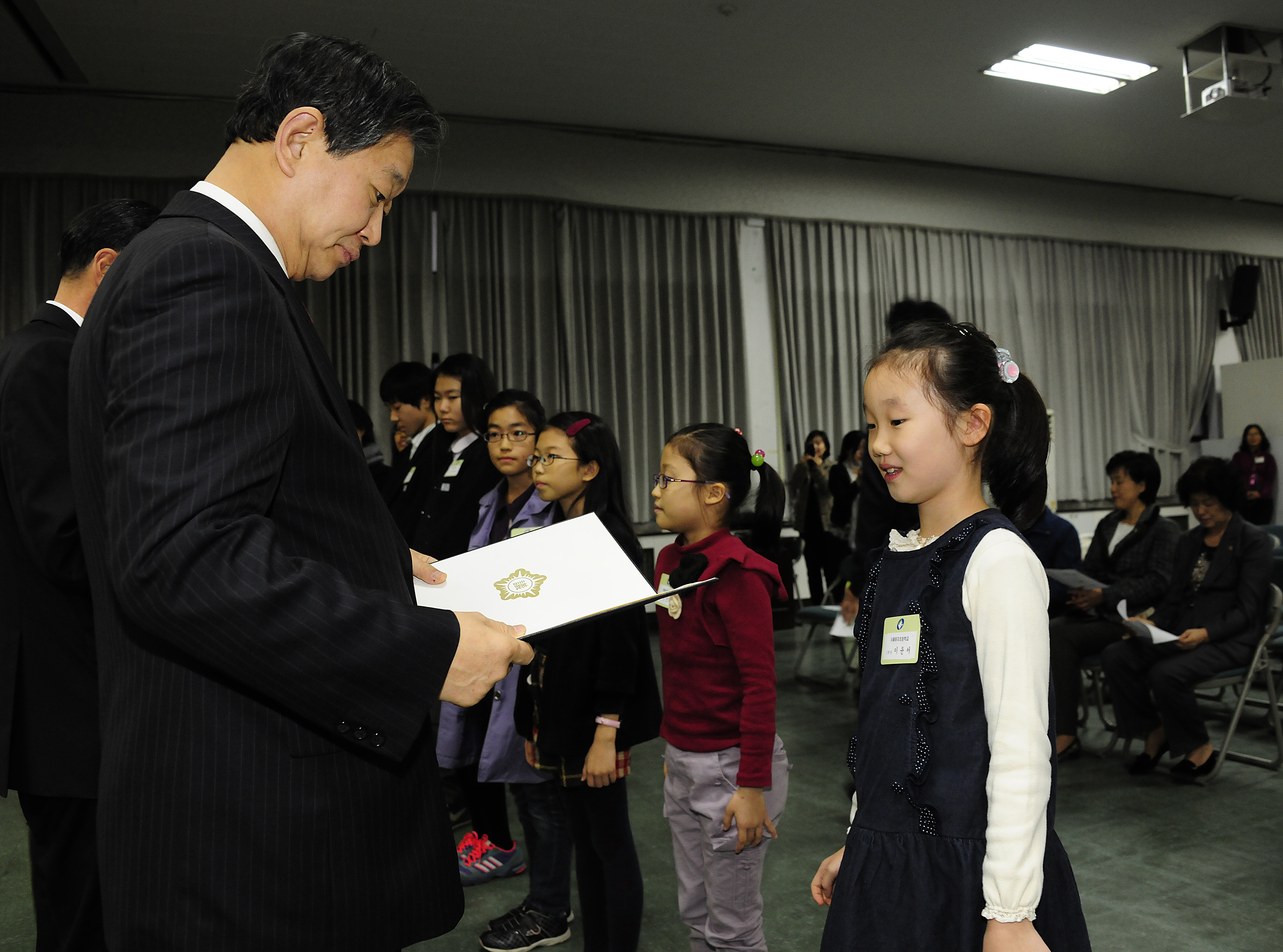 20111128-새마을문고 제16회 광진구민 독서경진대회 시상식 43559.JPG