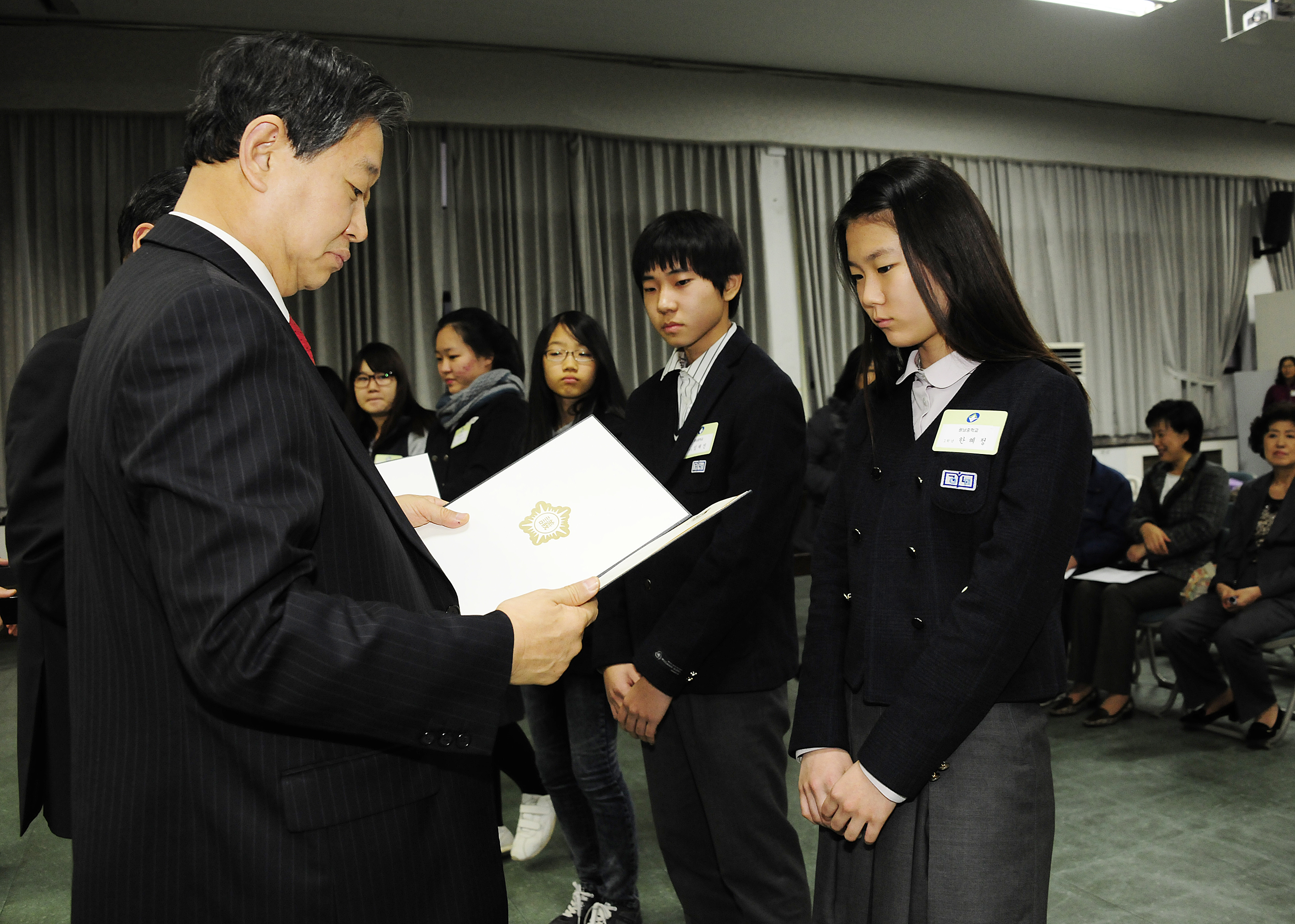 20111128-새마을문고 제16회 광진구민 독서경진대회 시상식 43573.JPG