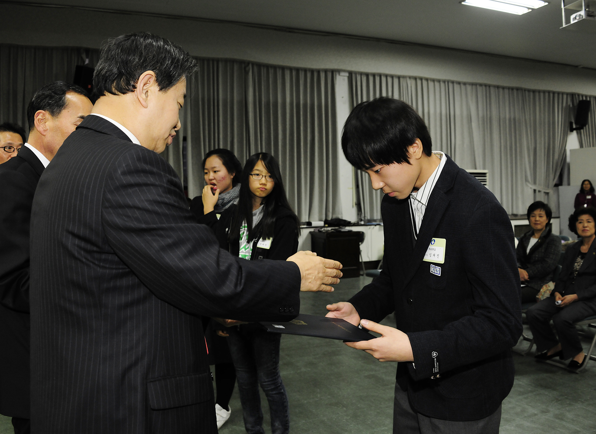 20111128-새마을문고 제16회 광진구민 독서경진대회 시상식 43576.JPG