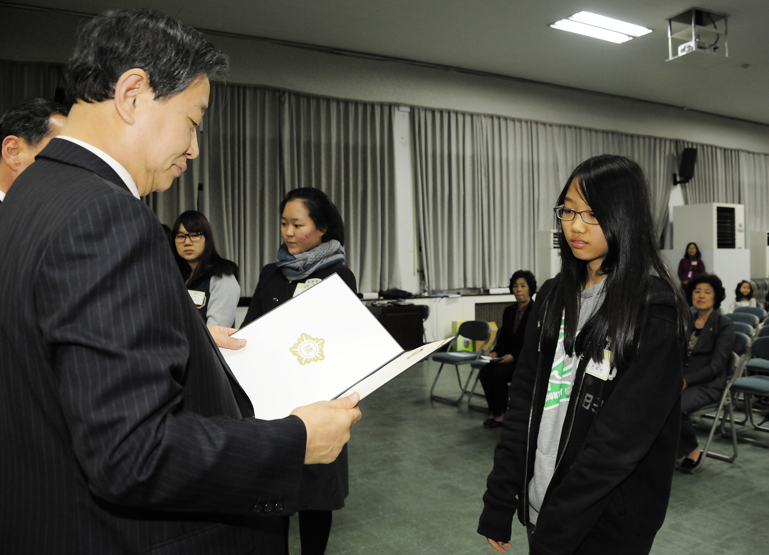 20111128-새마을문고 제16회 광진구민 독서경진대회 시상식 43578.JPG